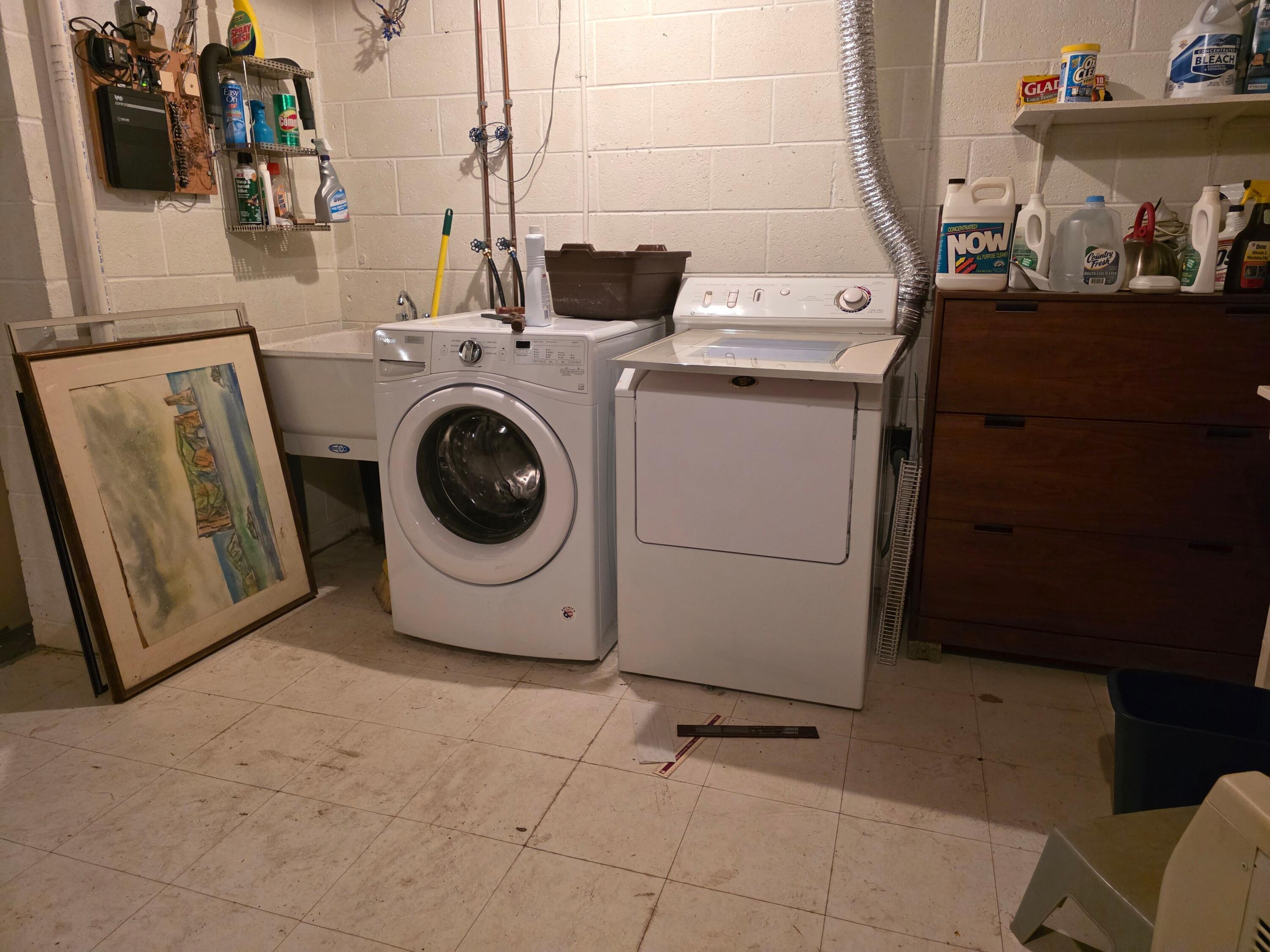 Ann Arbor, Michigan, 48105, United States, 3 Bedrooms Bedrooms, ,2 BathroomsBathrooms,Residential,For Sale,2015957