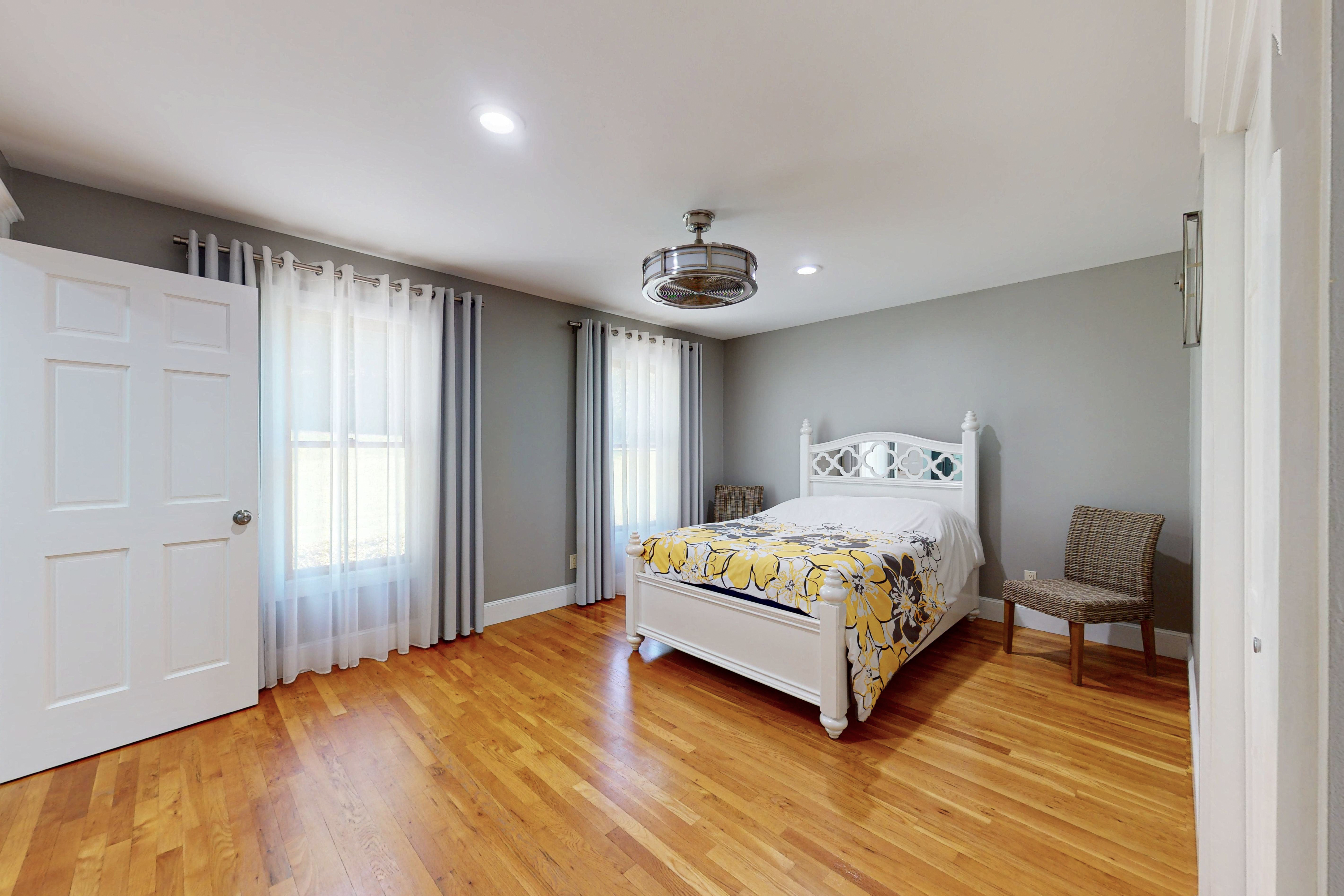  Modern Luxury Meets Serene Woodland Living - 物件實景