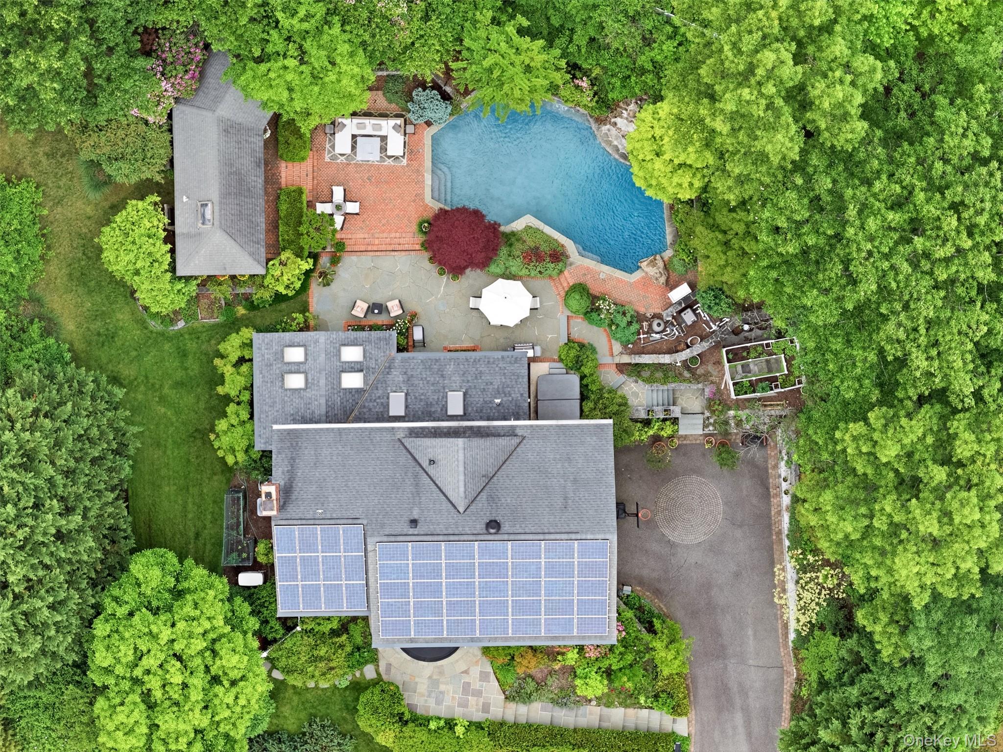 17 Holden Lane, Bayville, NY, 11709 - 物件實景