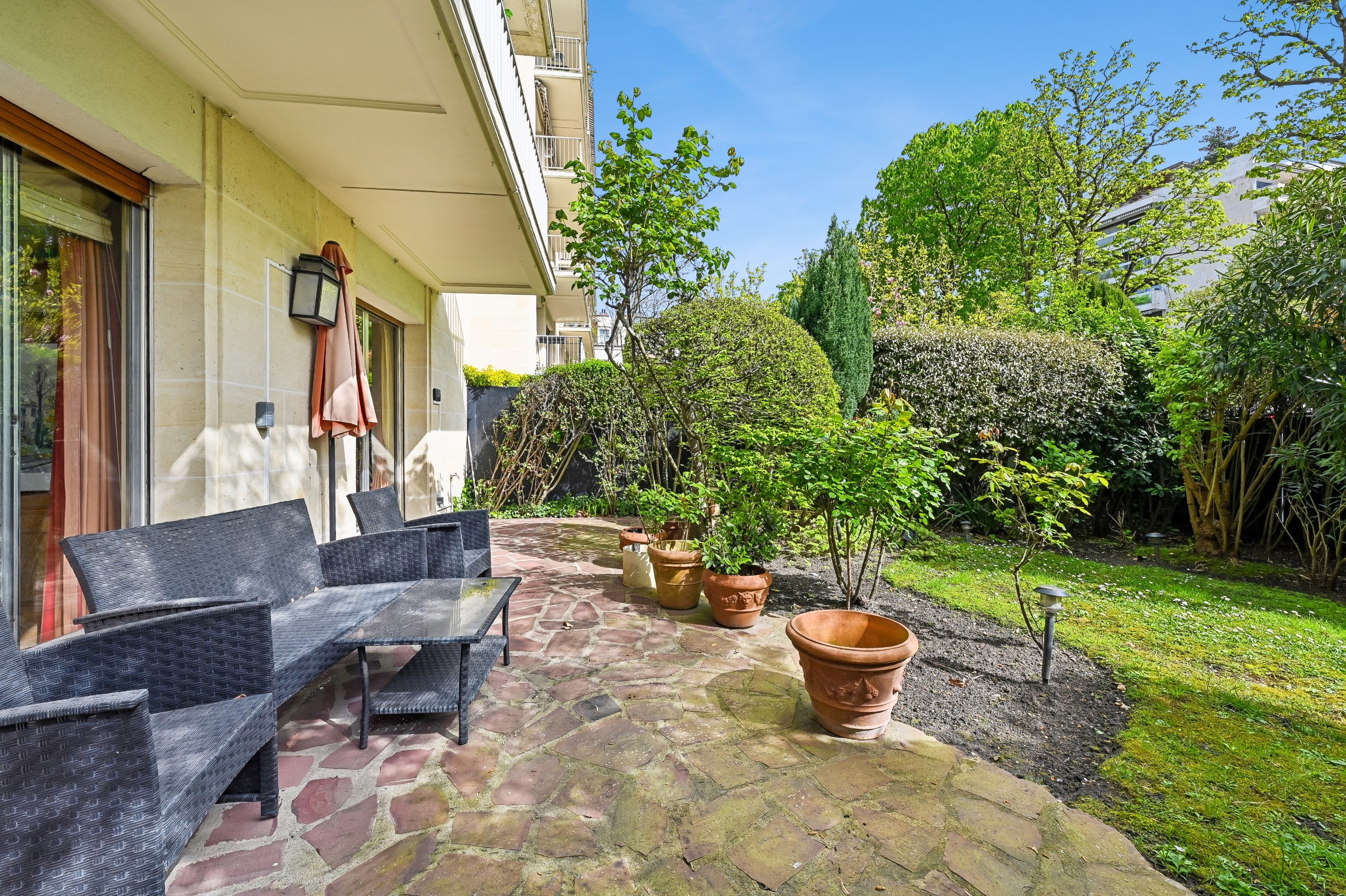  Garden-Level Apartment Facing the Bois de Boulogne - 物件實景