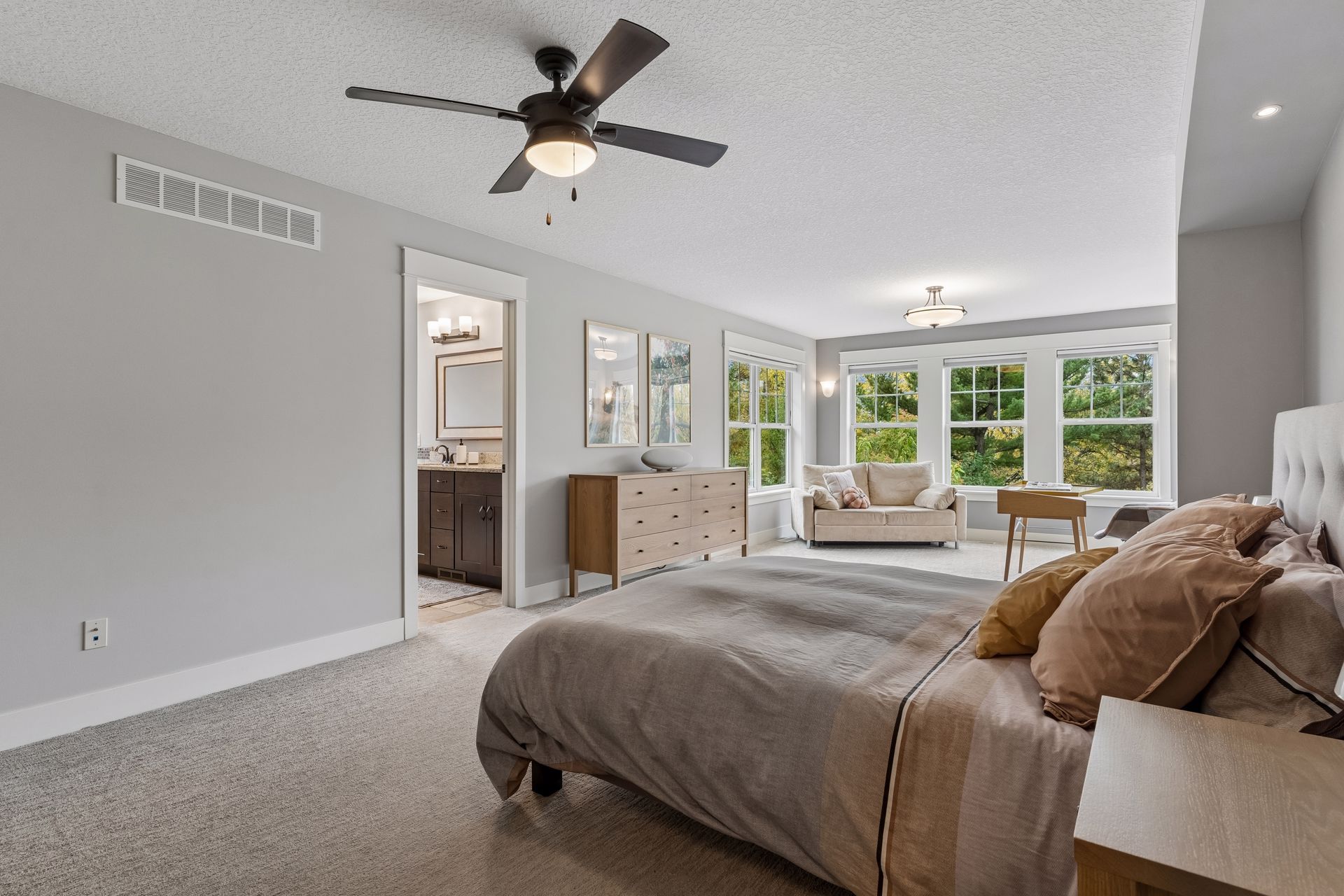  Modern Comfort Surrounded by Minnetonka Woodlands - 物件實景