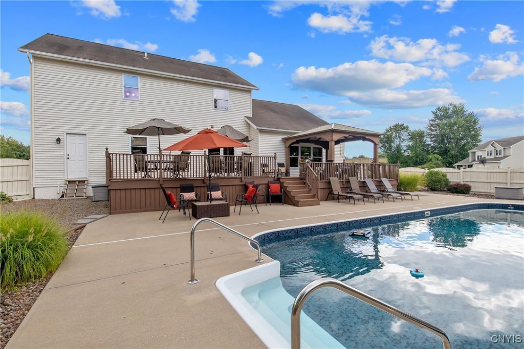 Syracuse, New York, 13212, United States, 4 Bedrooms Bedrooms, ,3 BathroomsBathrooms,Residential,For Sale,1932016