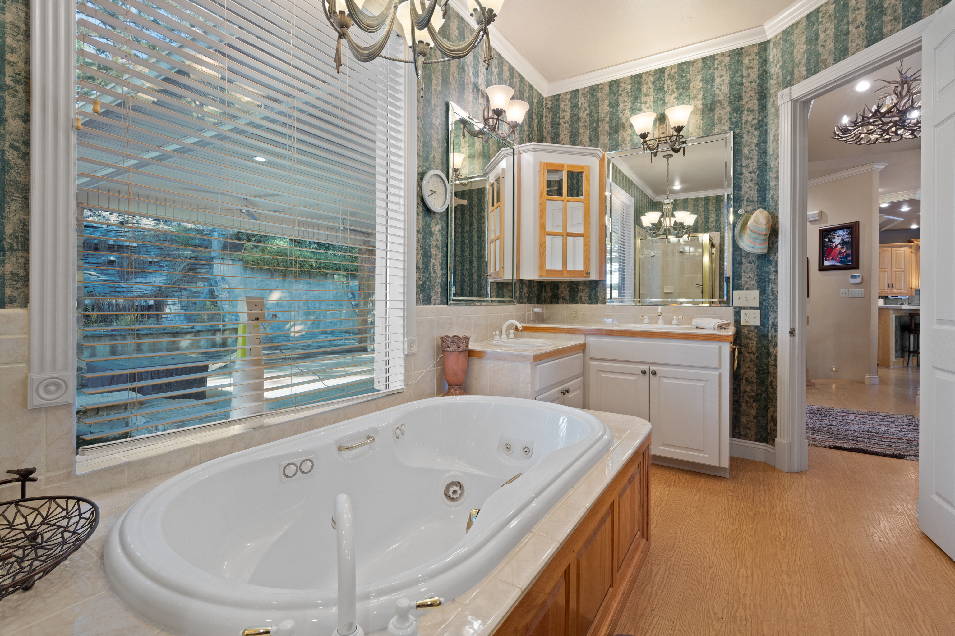 Kirby, Arkansas, 71950, United States, 4 Bedrooms Bedrooms, ,3 BathroomsBathrooms,Residential,For Sale,1986539