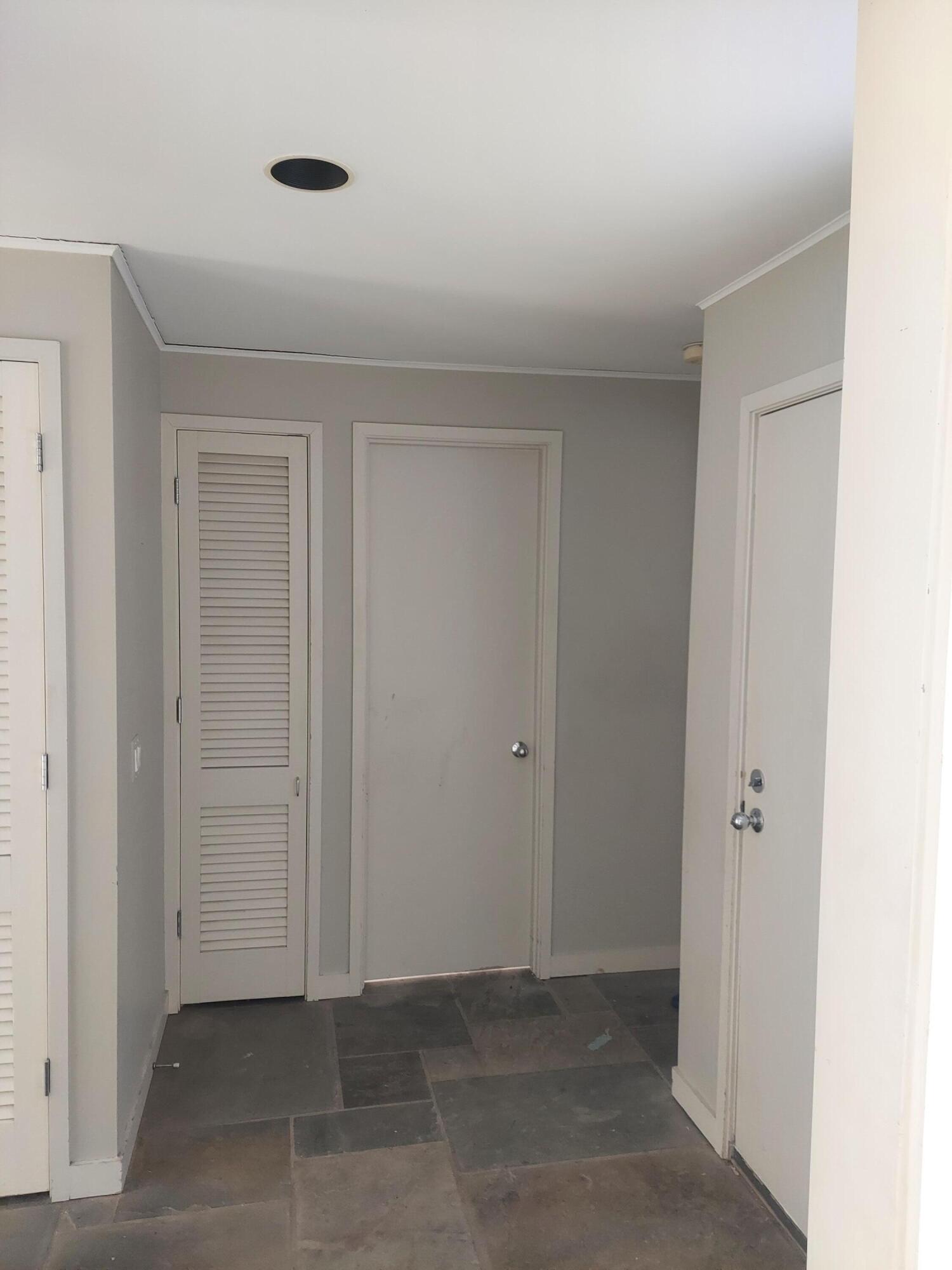 Ann Arbor, Michigan, 48105, United States, 3 Bedrooms Bedrooms, ,2 BathroomsBathrooms,Residential,For Sale,2015957