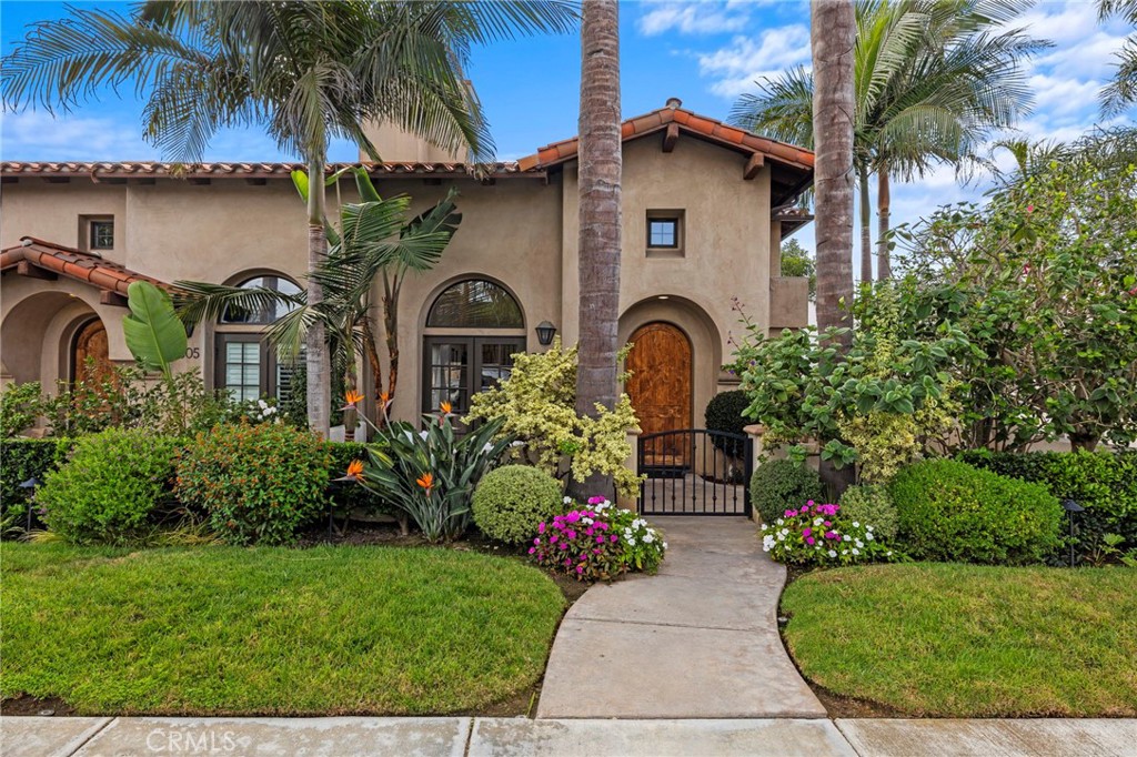 Newport Beach, California, 92663, United States, 3 Bedrooms Bedrooms, ,3 BathroomsBathrooms,Residential,For Sale,1992084