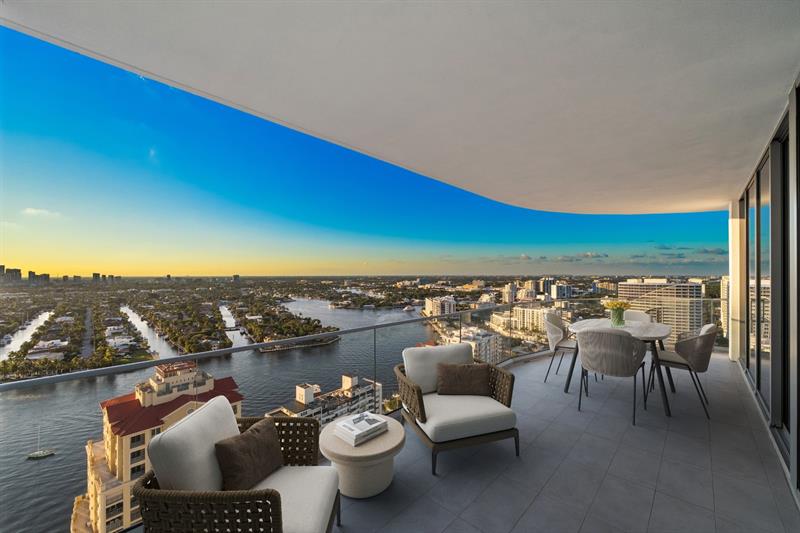 Fort Lauderdale, Florida, 33304, United States, 2 Bedrooms Bedrooms, ,3 BathroomsBathrooms,Residential,For Sale,1995654