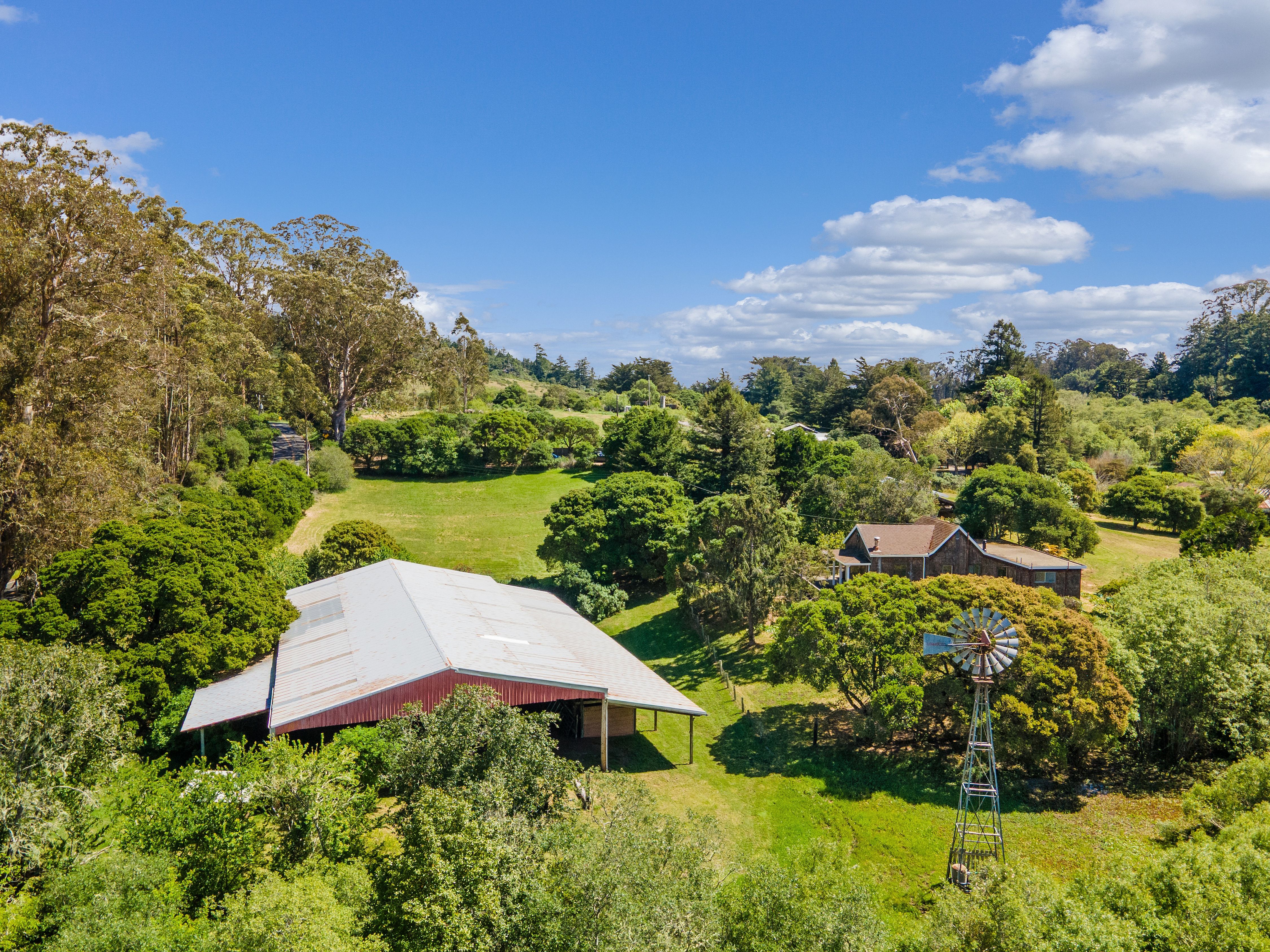  Dogtown Farmhouse - 物件實景