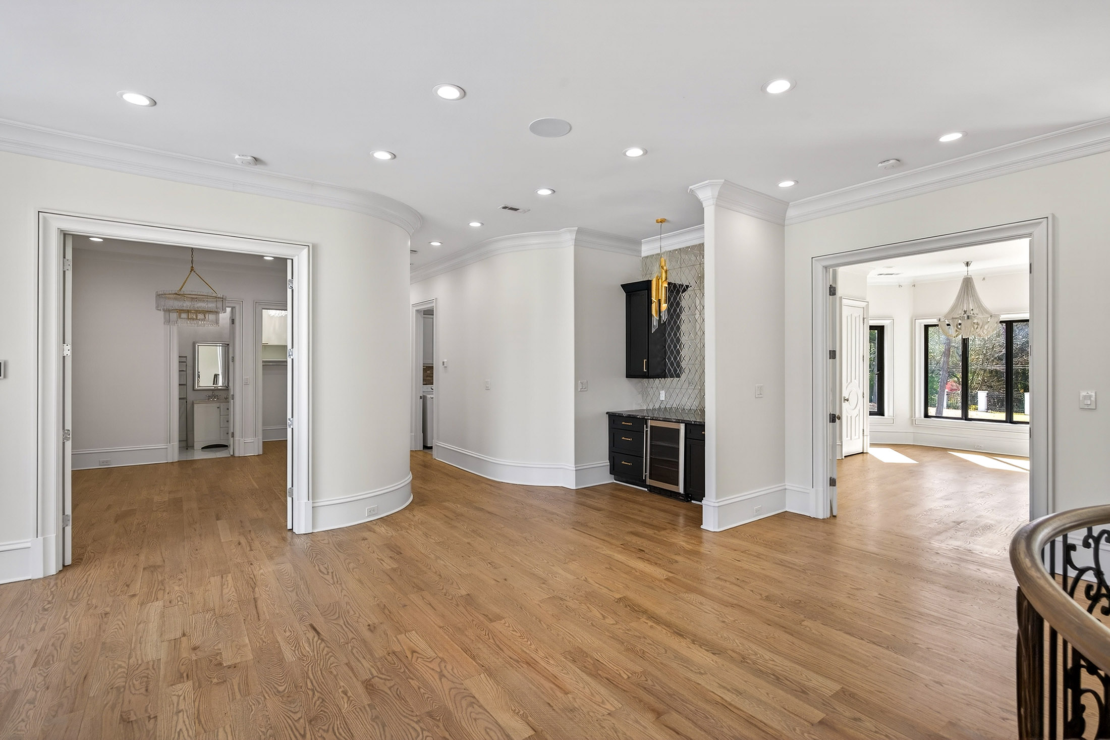  Exceptional Gated Estate with Resort-caliber Grounds - 物件實景