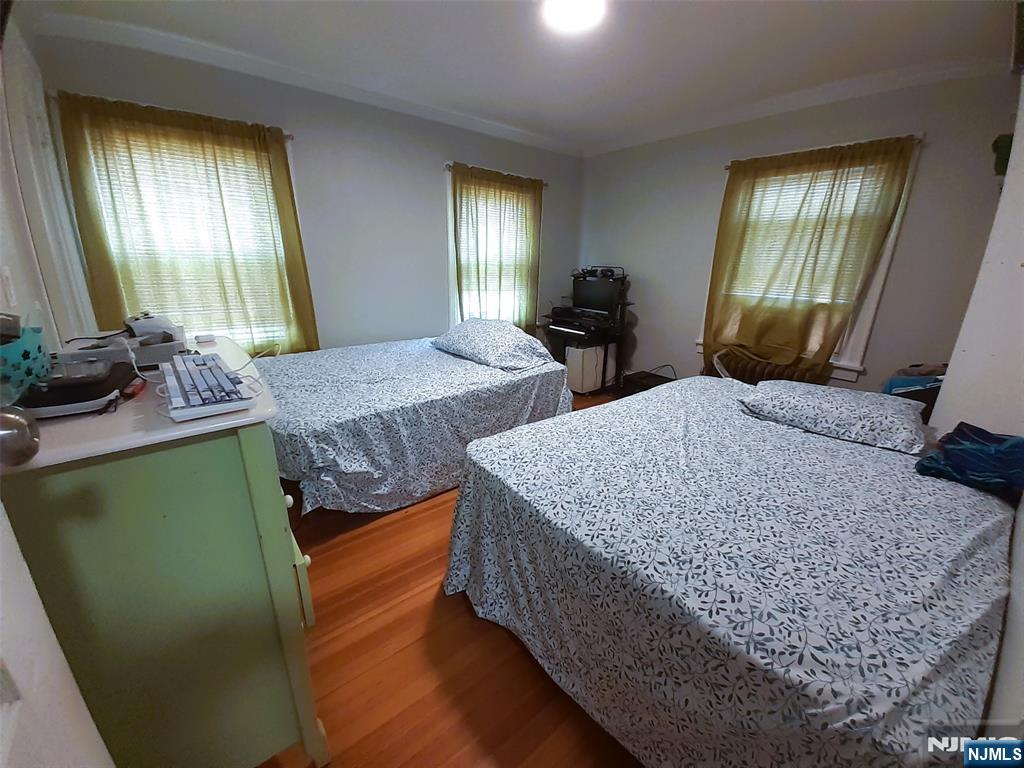 Paterson, New Jersey, 07504, United States, 5 Bedrooms Bedrooms, ,5 BathroomsBathrooms,Residential,For Sale,1837815