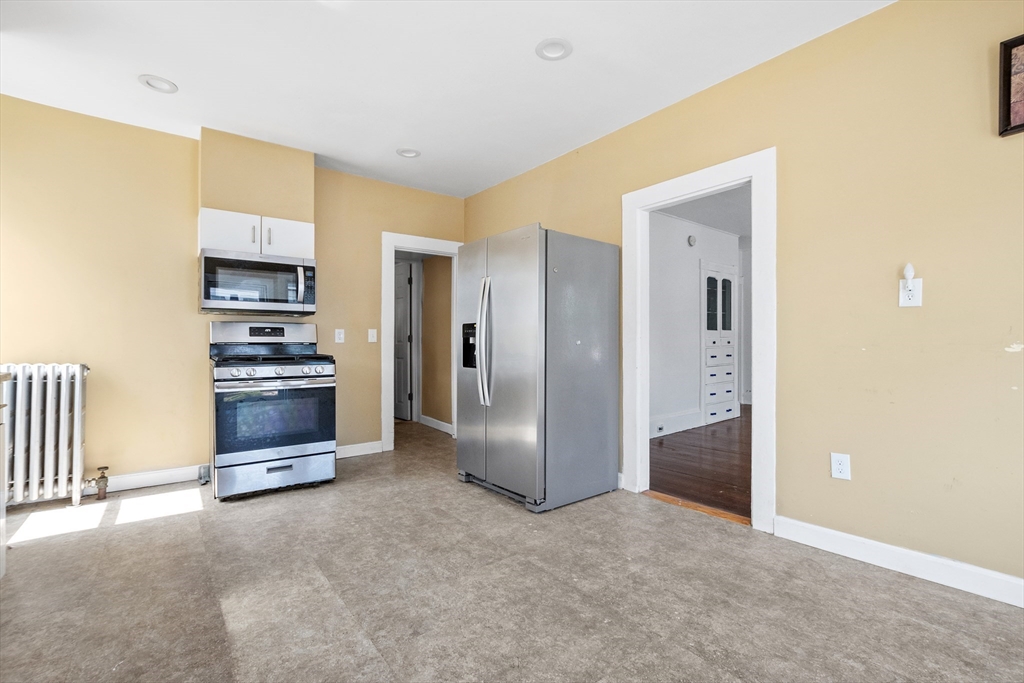 Quincy, Massachusetts, 02169, United States, 4 Bedrooms Bedrooms, ,2 BathroomsBathrooms,Residential,For Sale,1919817