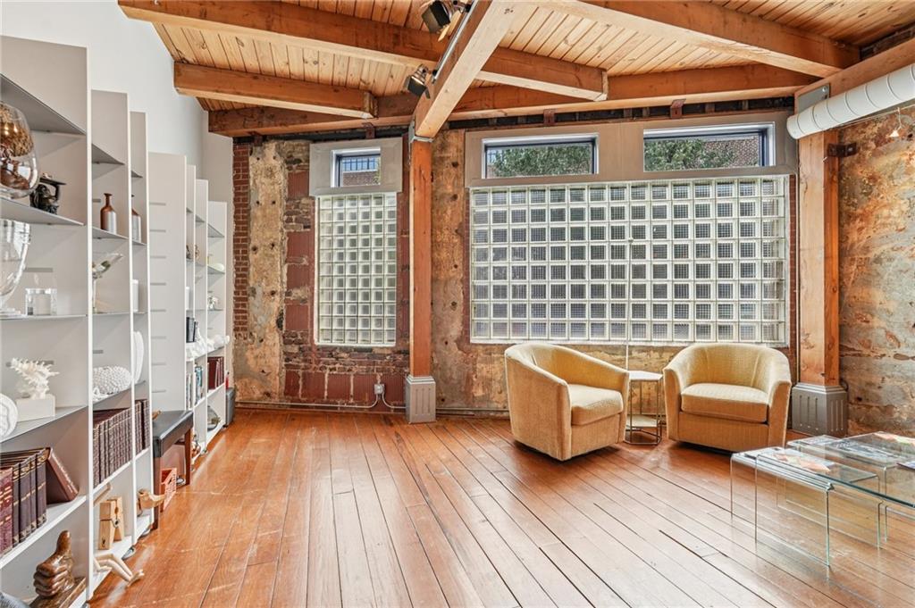 Atlanta, Georgia, 30313, United States, 2 Bedrooms Bedrooms, ,3 BathroomsBathrooms,Residential,For Sale,1978100