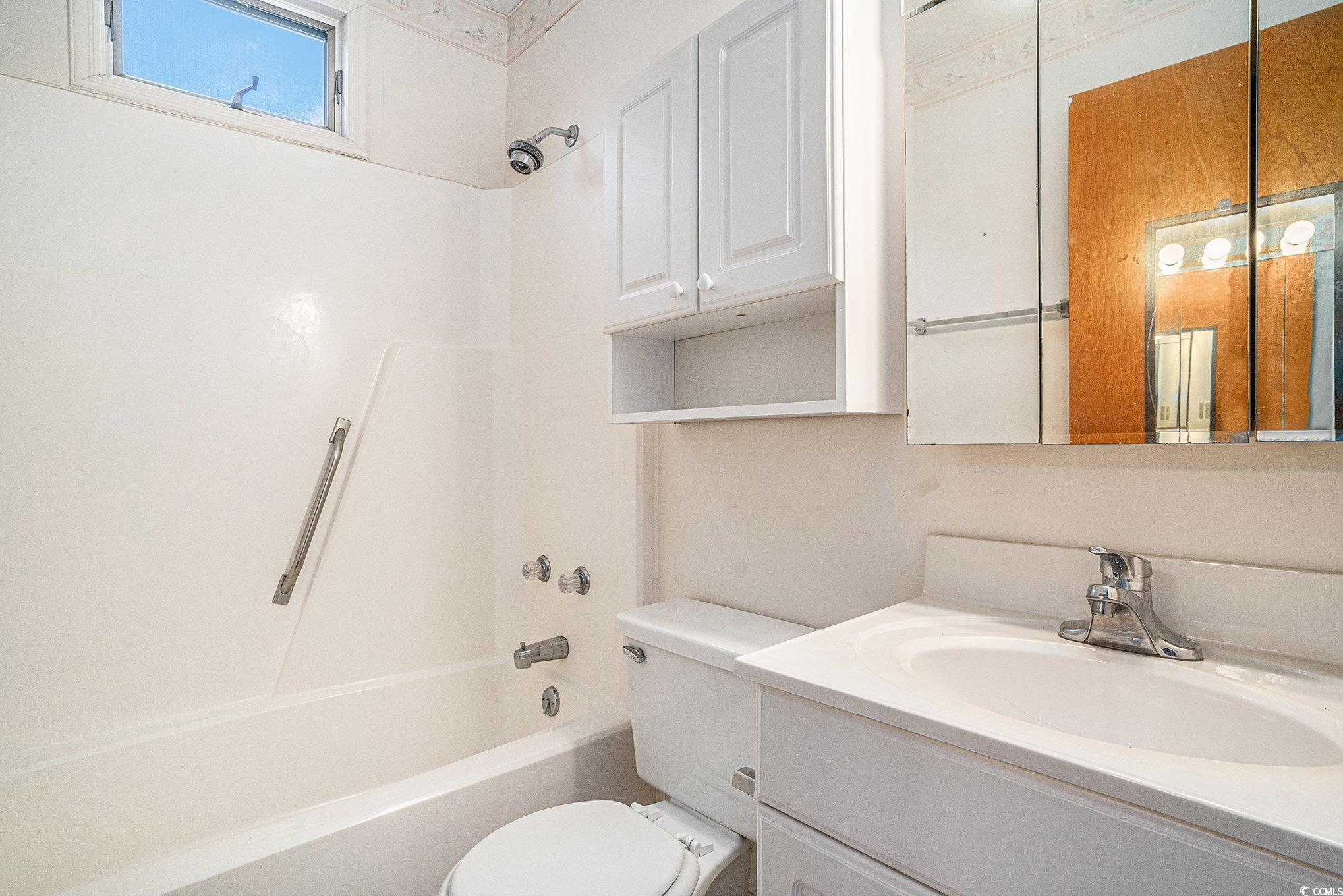 North Myrtle Beach, South Carolina, 29582, United States, 4 Bedrooms Bedrooms, ,3 BathroomsBathrooms,Residential,For Sale,1990764