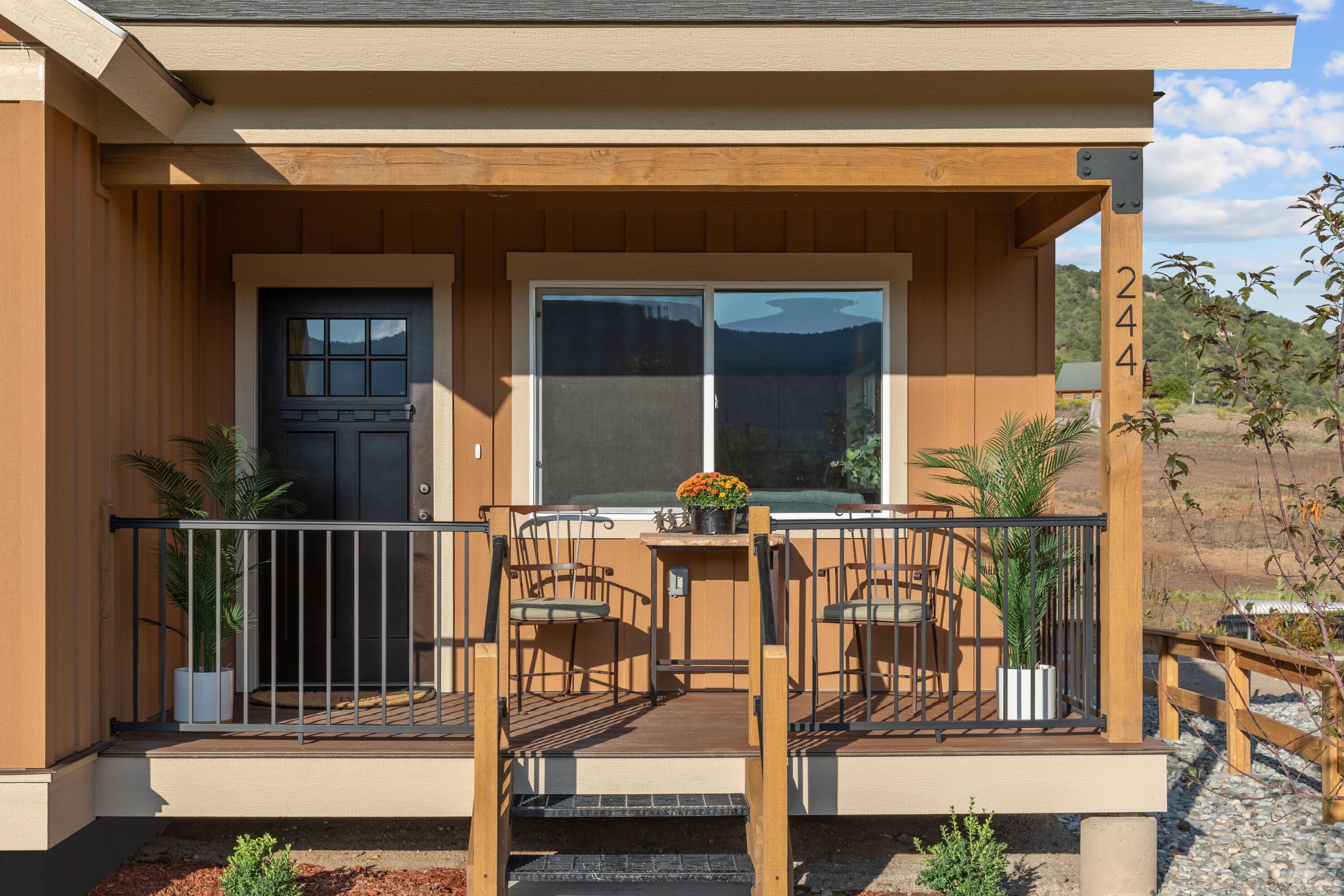 Ridgway, Colorado, 81432, United States, 2 Bedrooms Bedrooms, ,1 BathroomBathrooms,Residential,For Sale,2000808