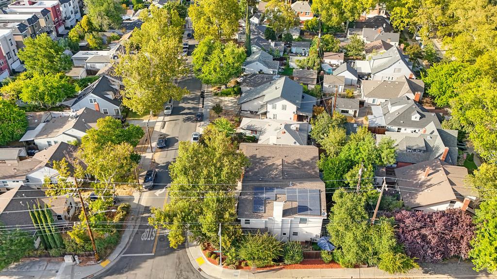 Sacramento, California, 95818, United States, 3 Bedrooms Bedrooms, ,3 BathroomsBathrooms,Residential,For Sale,1954862