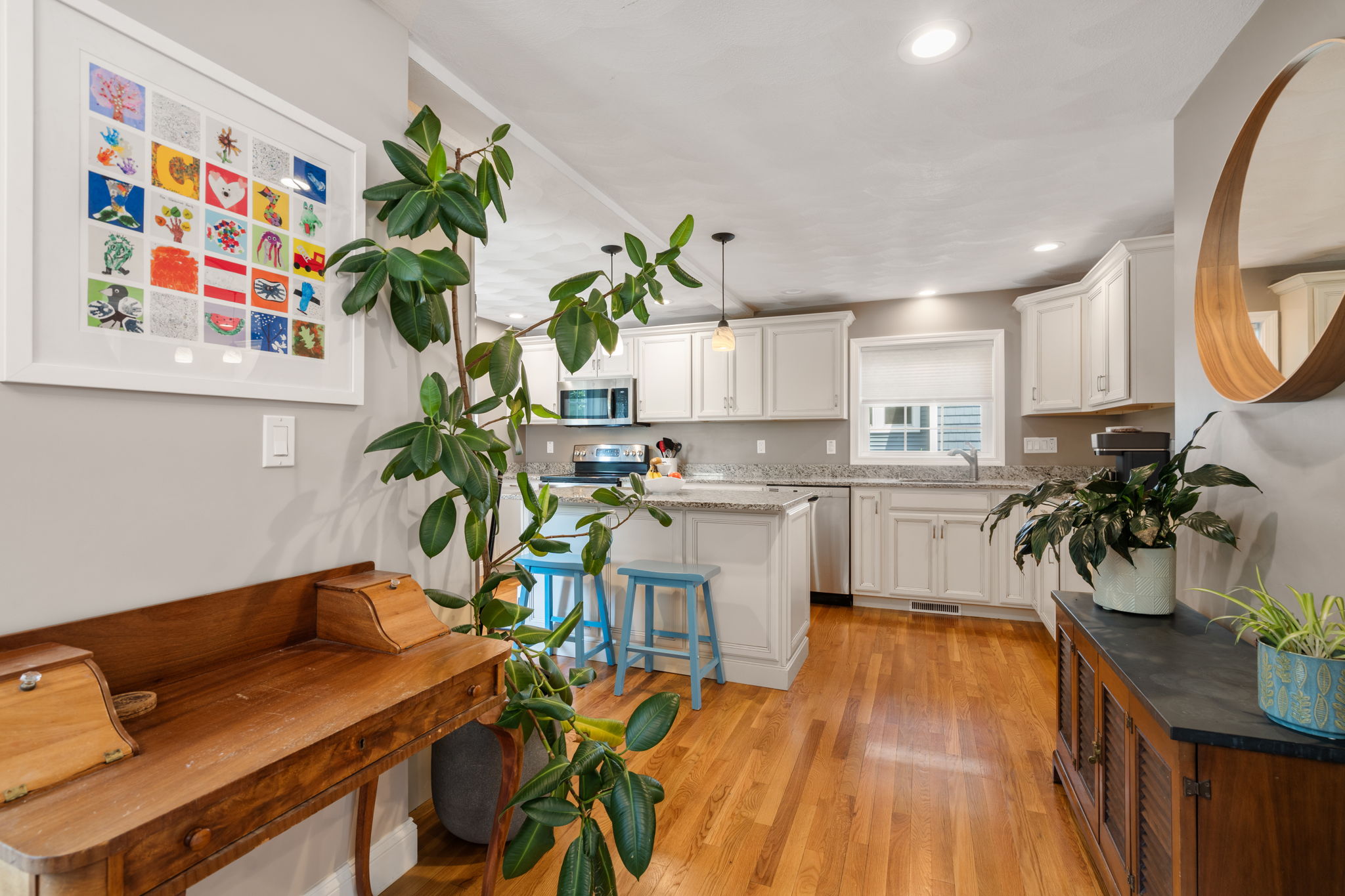  46 Macarthur Road, Stoneham, MA, 02180 - 物件實景