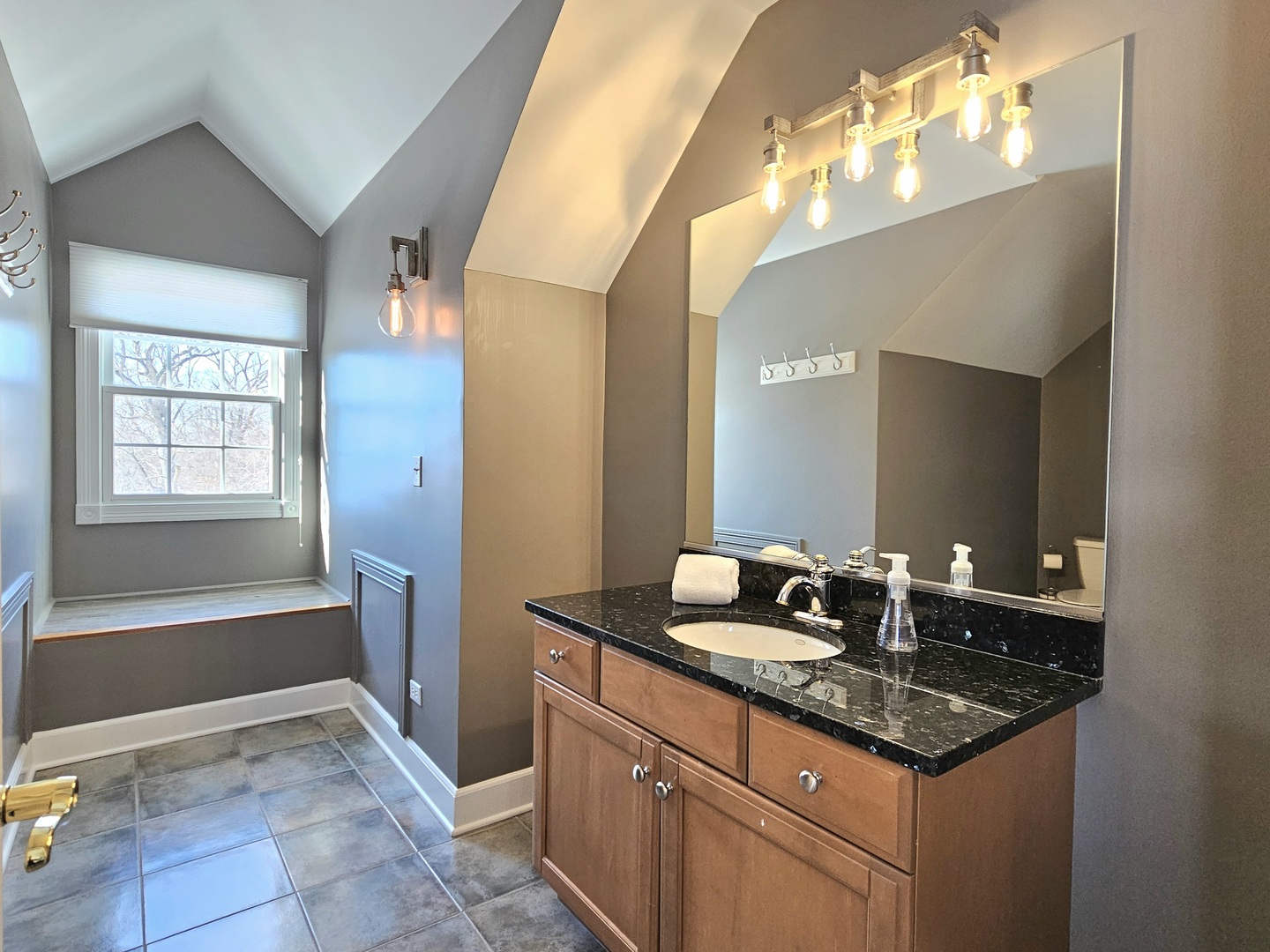 New Lenox, Illinois, 60451, United States, 6 Bedrooms Bedrooms, ,6 BathroomsBathrooms,Residential,For Sale,1810634