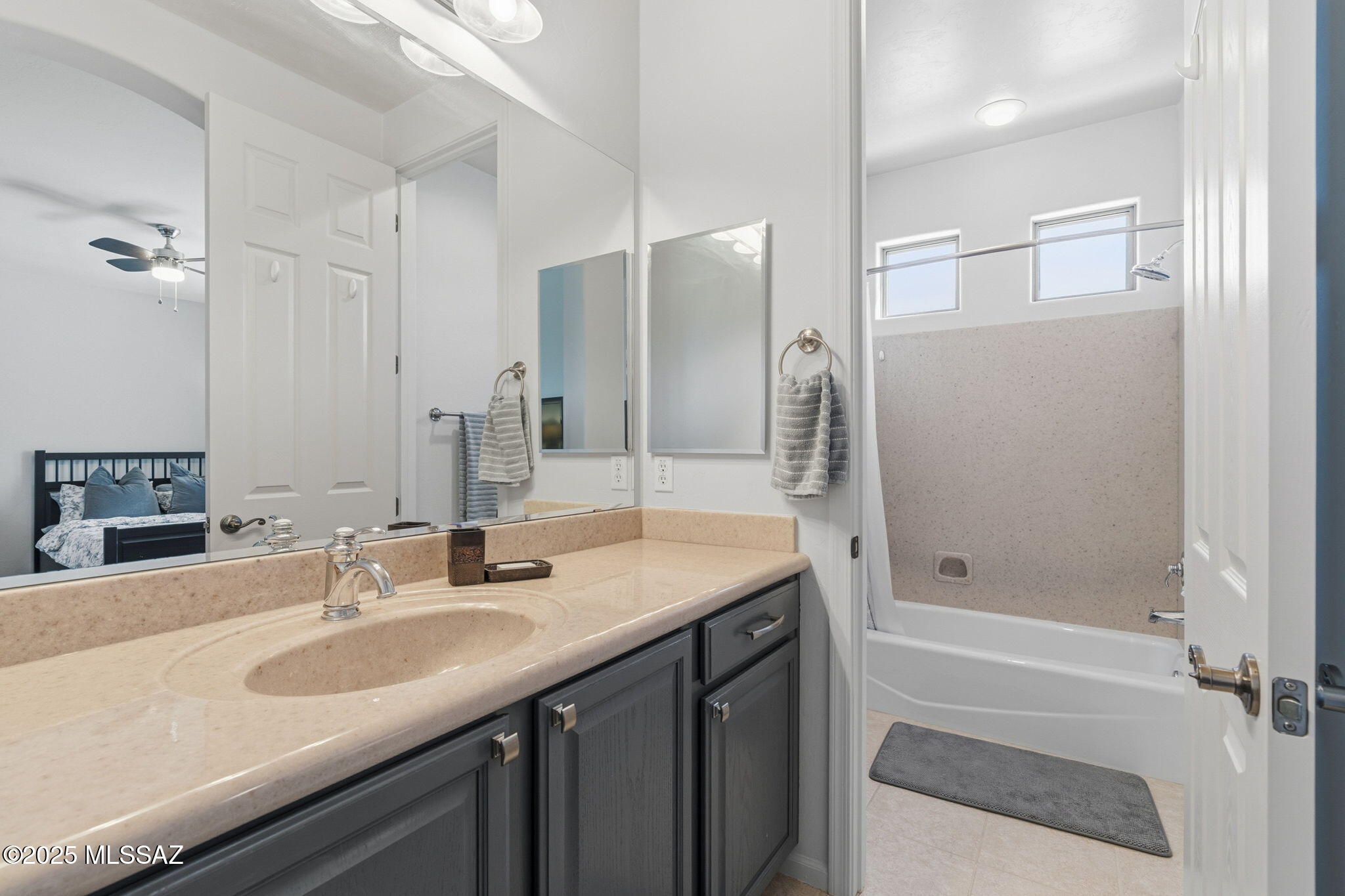 Tucson, Arizona, 85718, United States, 4 Bedrooms Bedrooms, ,4 BathroomsBathrooms,Residential,For Sale,1988951