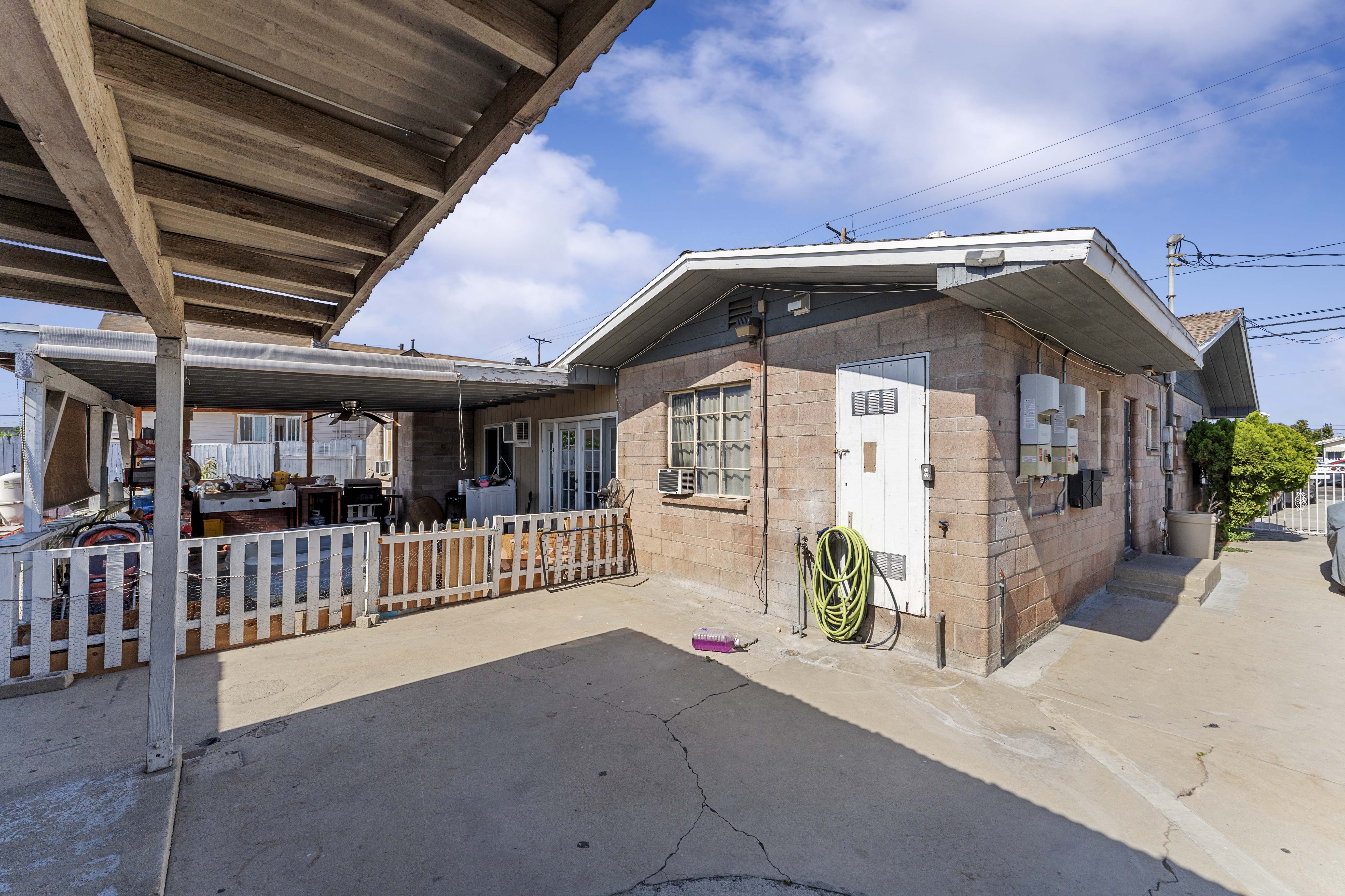 Baldwin Park, California, 91706, United States, 3 Bedrooms Bedrooms, ,2 BathroomsBathrooms,Residential,For Sale,1929080