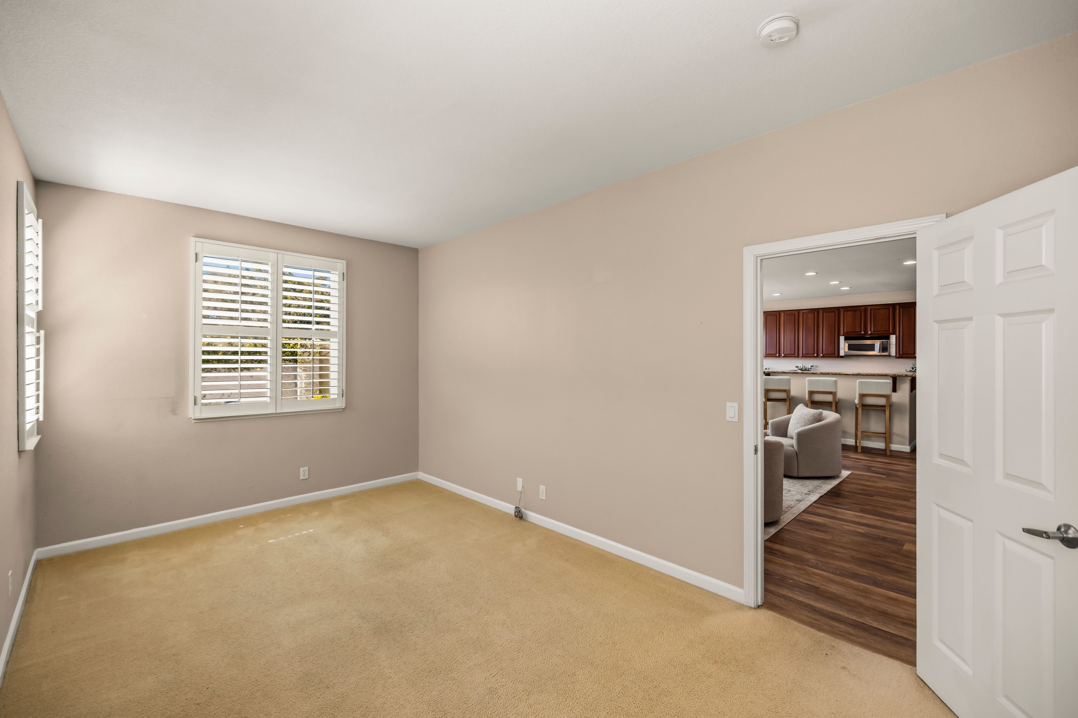  4890 Peninsula Point Drive - 物件實景