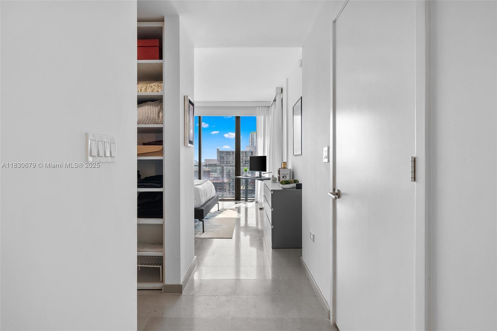 Miami, Florida, 33131, United States, 2 Bedrooms Bedrooms, ,3 BathroomsBathrooms,Residential,For Sale,1877459