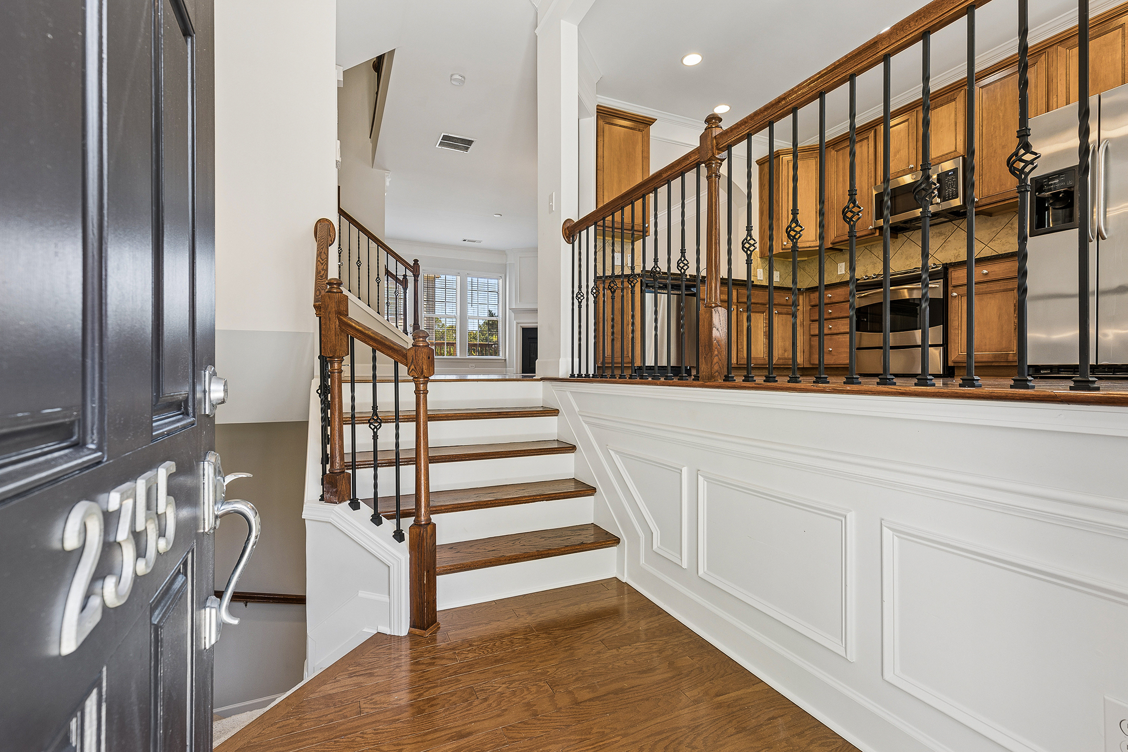  Impeccably Maintained End Unit Townhome in an Exceptional Smyrna Location - 物件實景