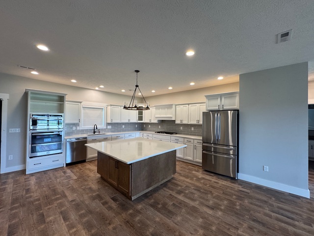Avon, South Dakota, 57315, United States, 3 Bedrooms Bedrooms, ,3 BathroomsBathrooms,Residential,For Sale,1943901