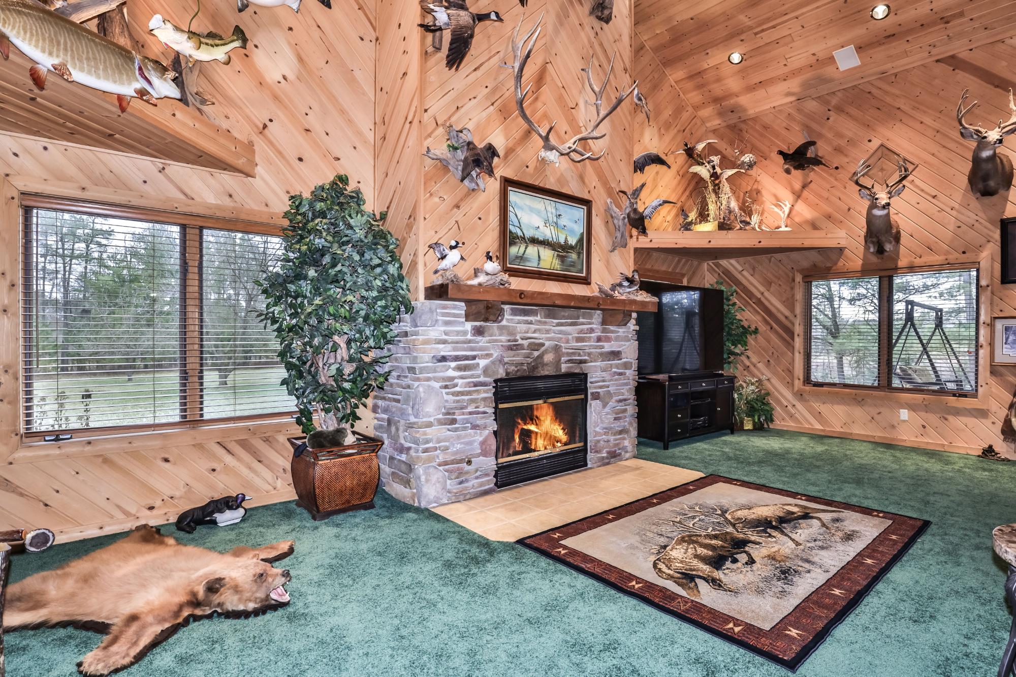 Tomahawk, Wisconsin, 54487, United States, 3 Bedrooms Bedrooms, ,3 BathroomsBathrooms,Residential,For Sale,1798272