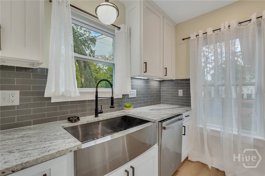 Savannah, Georgia, 31405, United States, 3 Bedrooms Bedrooms, ,3 BathroomsBathrooms,Residential,For Sale,1989638