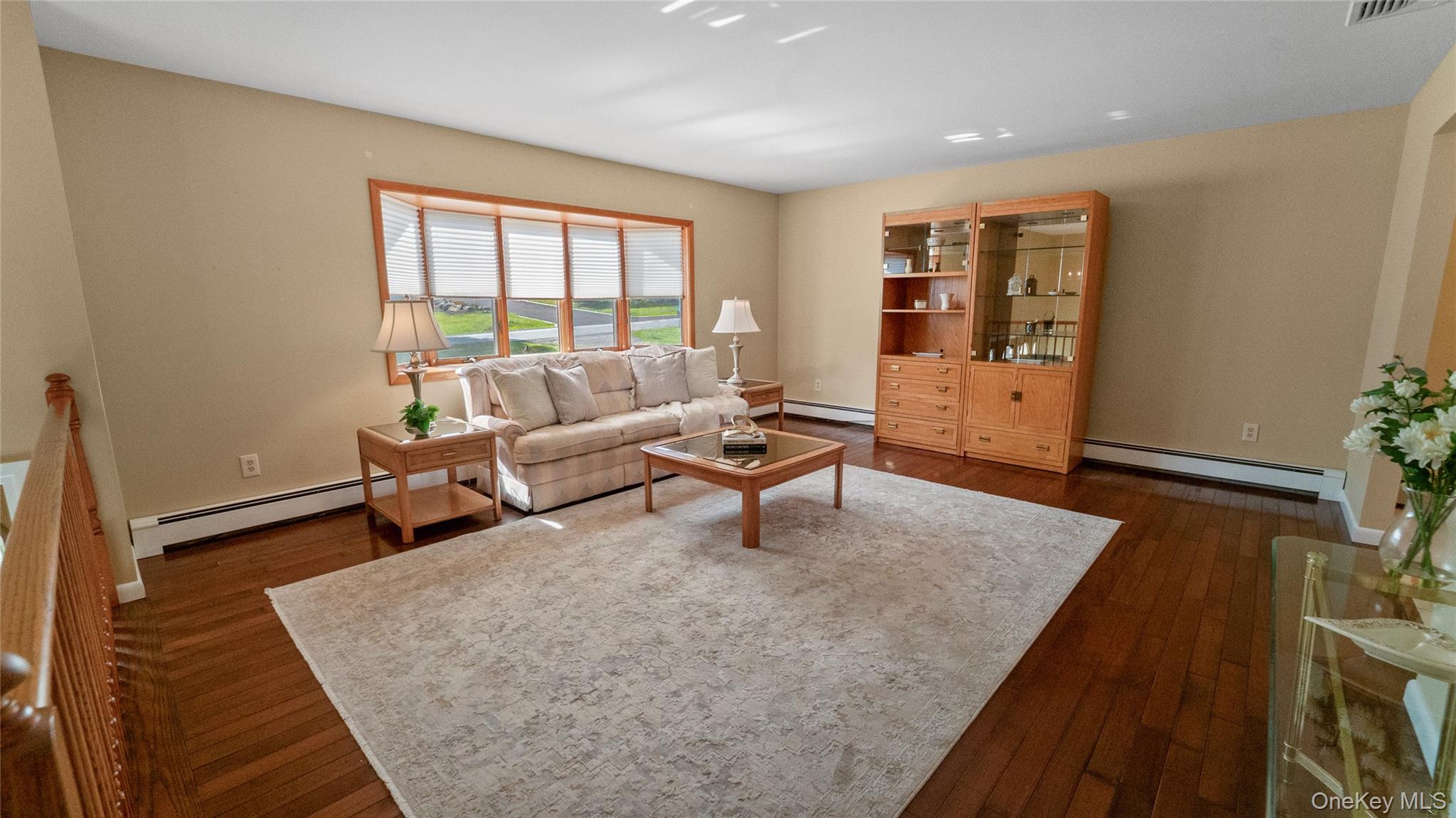 Yorktown Heights, New York, 10598, United States, 3 Bedrooms Bedrooms, ,2 BathroomsBathrooms,Residential,For Sale,1940406