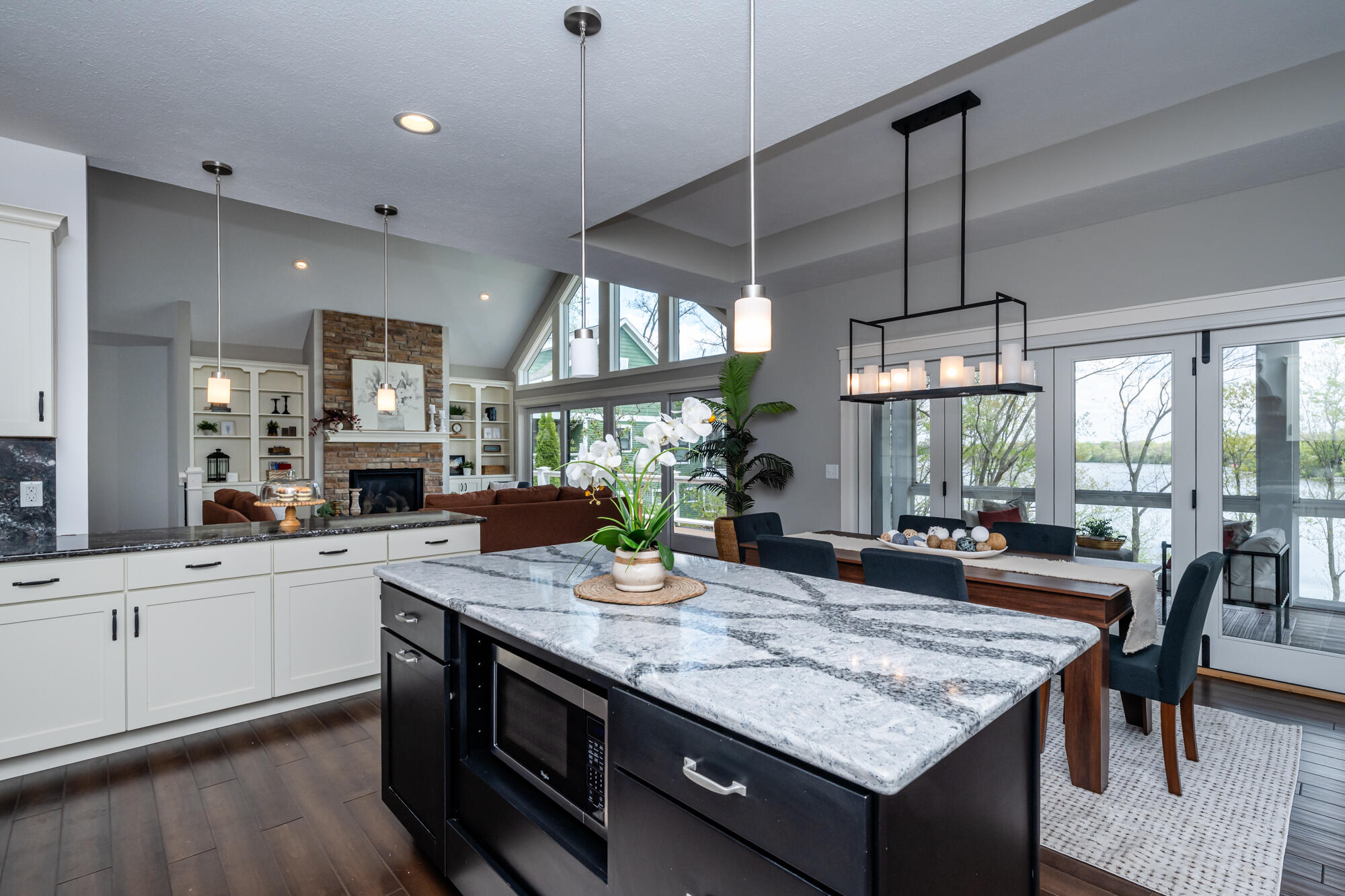 Berrien Springs, Michigan, 49103, United States, 4 Bedrooms Bedrooms, ,4 BathroomsBathrooms,Residential,For Sale,2005199