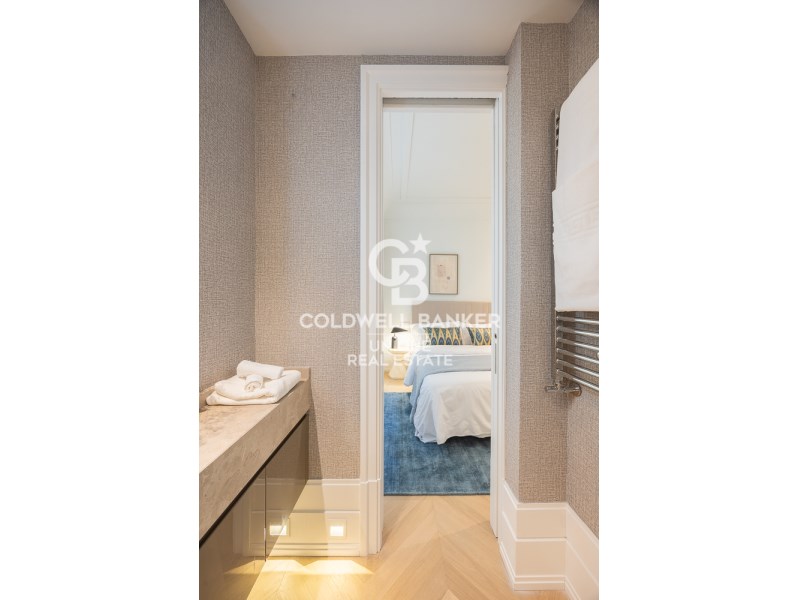 Madrid, Comunidad de Madrid, ES, 4 Bedrooms Bedrooms, ,5 BathroomsBathrooms,Residential,For Sale,1956005