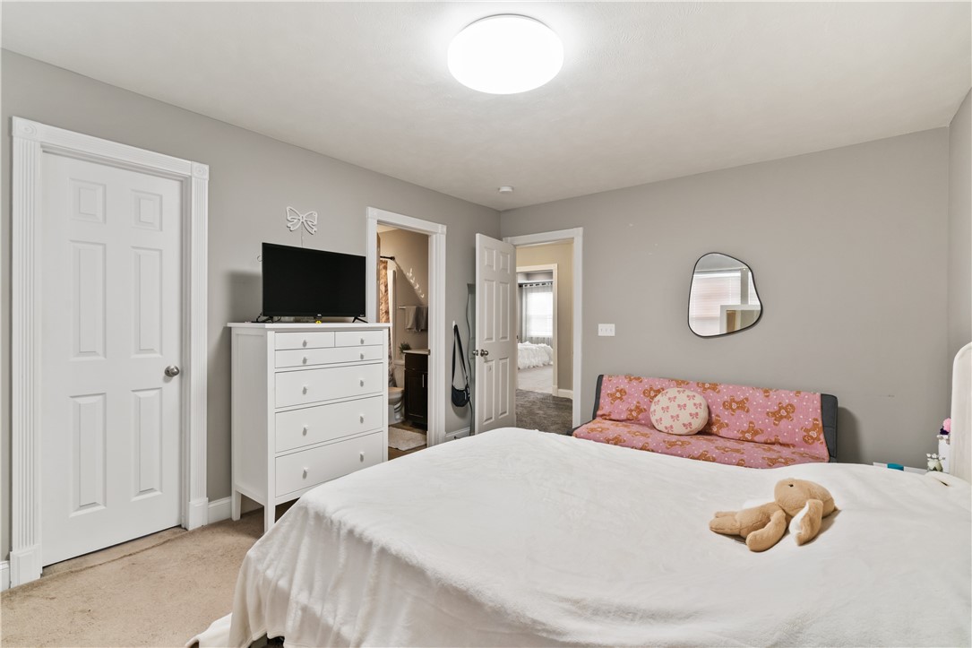 Collier Twp, Pennsylvania, 15106, United States, 5 Bedrooms Bedrooms, ,6 BathroomsBathrooms,Residential,For Sale,2002908