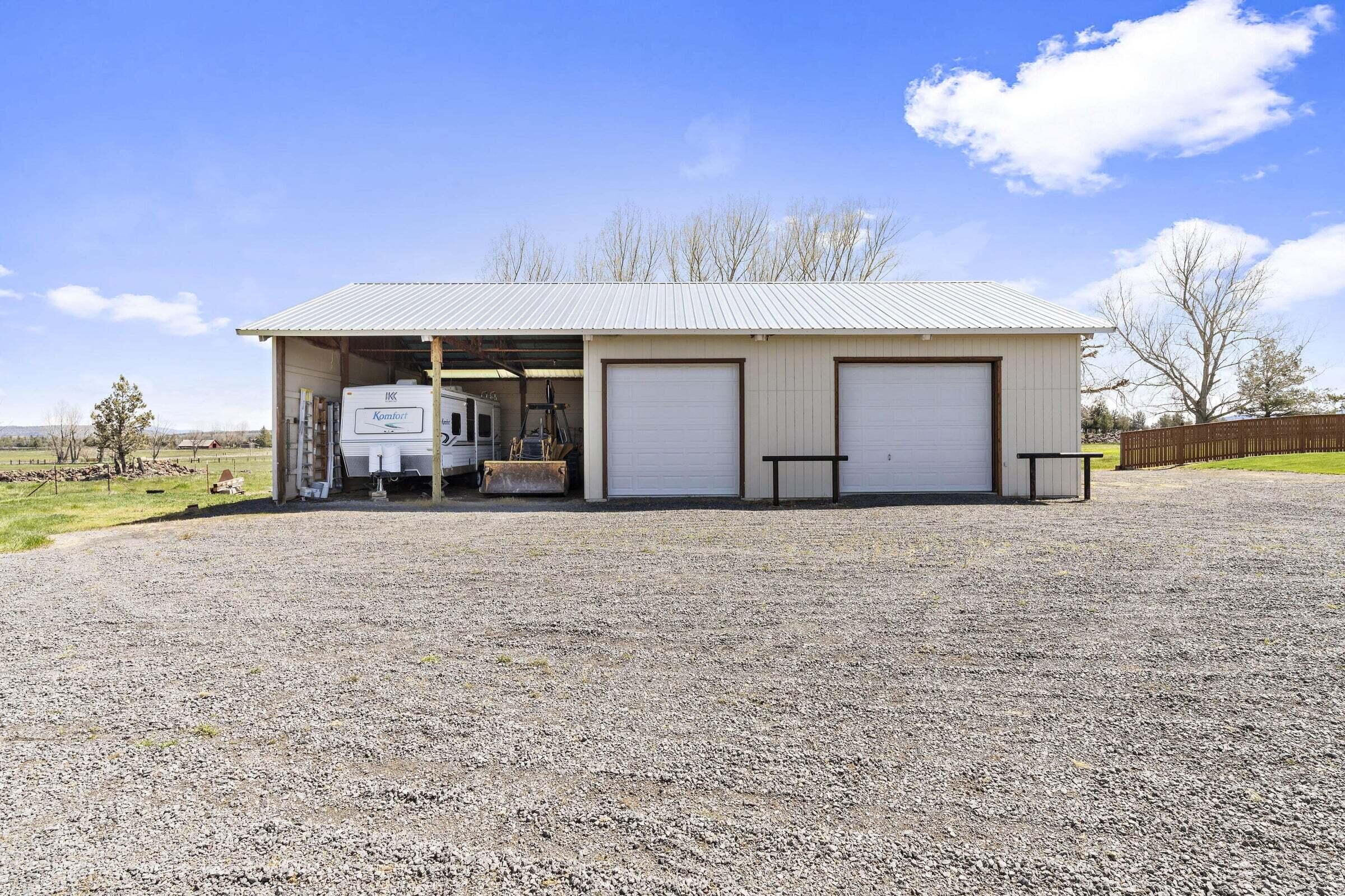 Powell Butte, Oregon, 97753, United States, 3 Bedrooms Bedrooms, ,1 BathroomBathrooms,Residential,For Sale,1770656