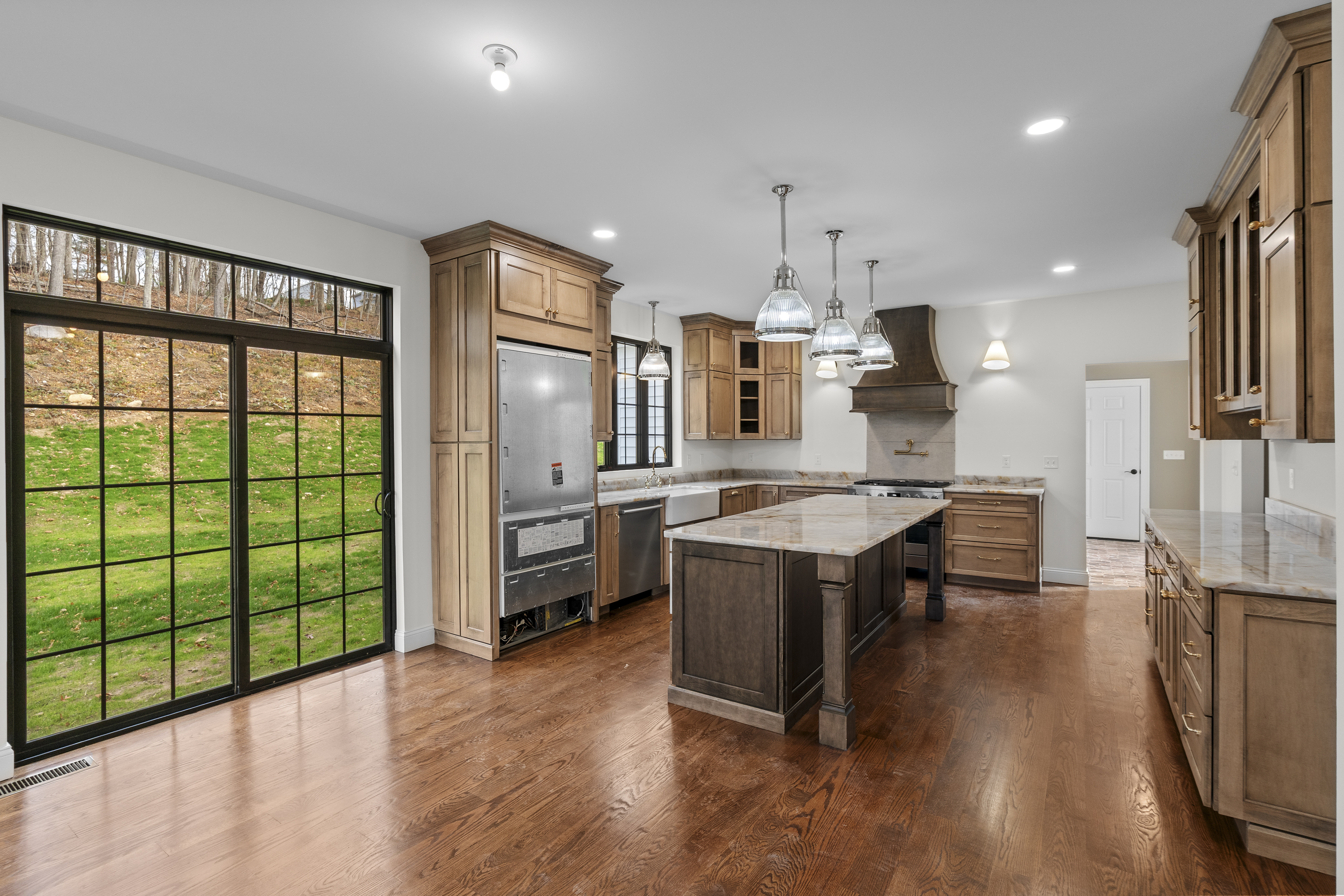 East Hampton, Connecticut, 06424, United States, 3 Bedrooms Bedrooms, ,3 BathroomsBathrooms,Residential,For Sale,1990292