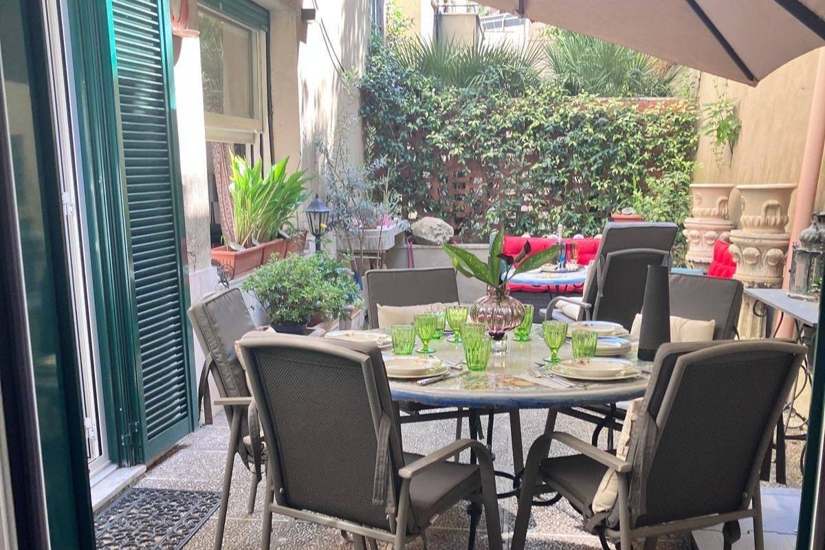 Roma, Roma, 00100, IT, 2 Bedrooms Bedrooms, ,2 BathroomsBathrooms,Residential,For Sale,1805392