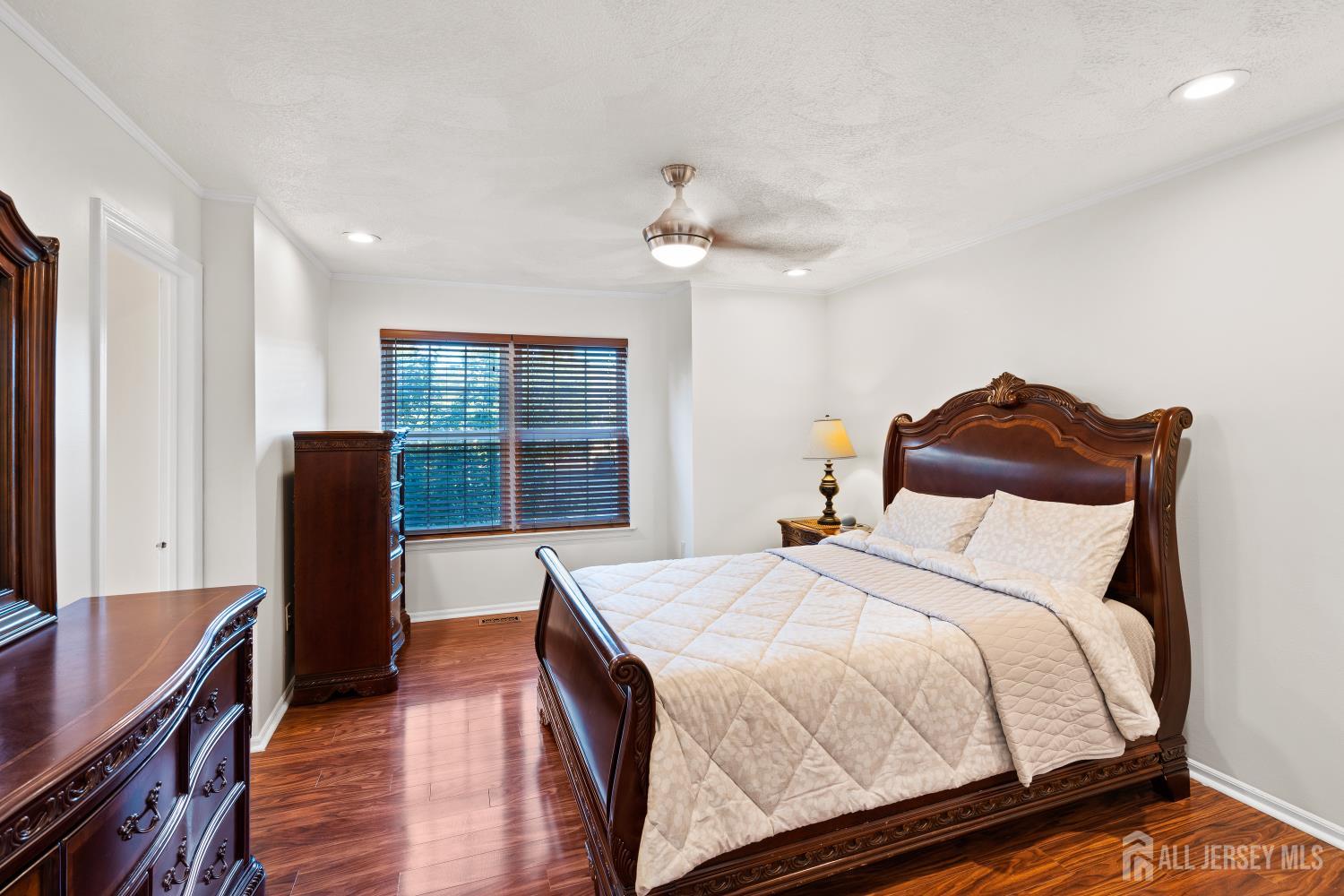 South Brunswick, New Jersey, 08824, United States, 3 Bedrooms Bedrooms, ,3 BathroomsBathrooms,Residential,For Sale,1940430
