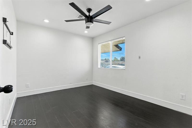 Las Vegas, Nevada, 89106, United States, 4 Bedrooms Bedrooms, ,3 BathroomsBathrooms,Residential,For Sale,1942763