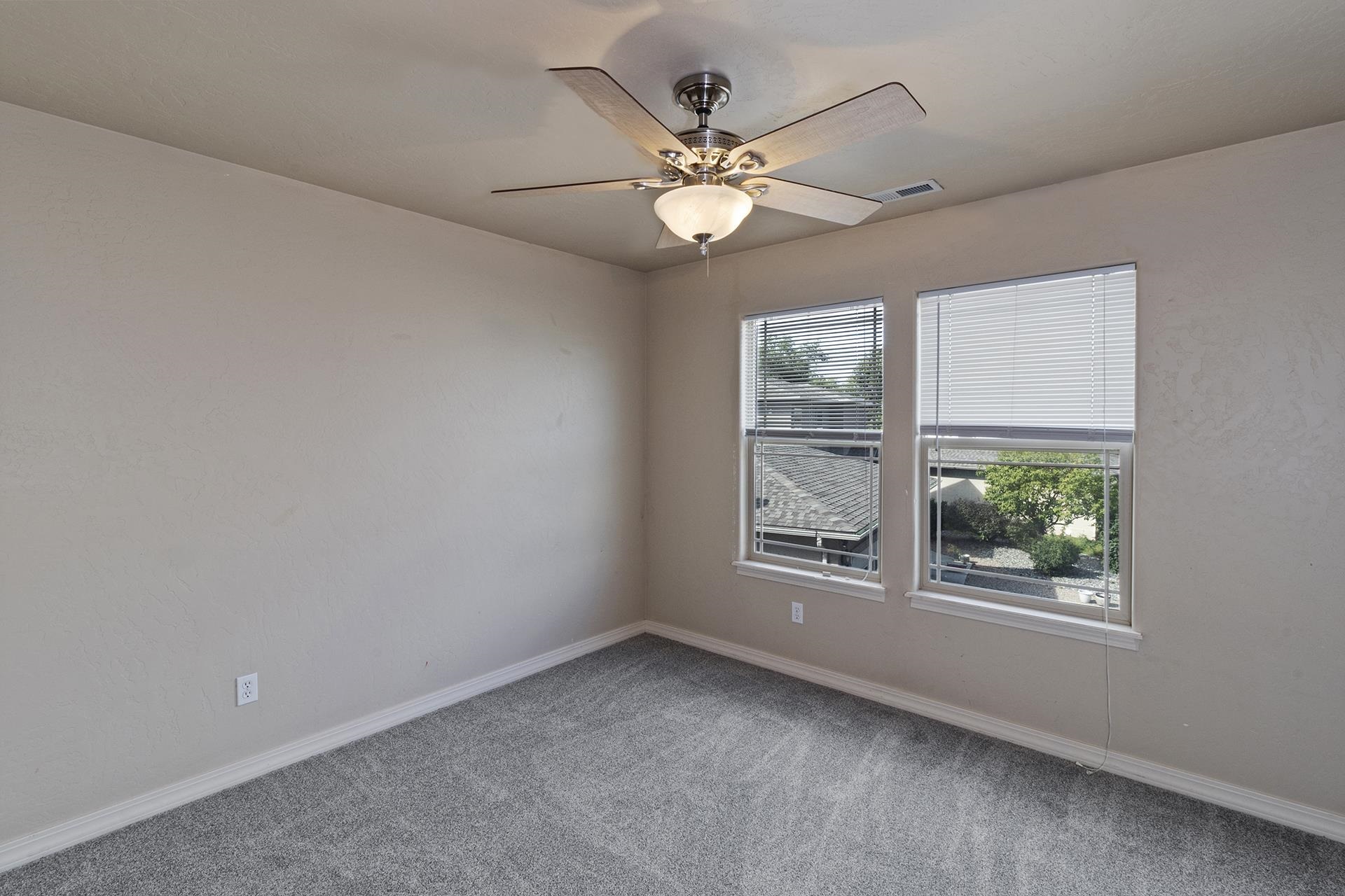 Fruita, Colorado, 81521, United States, 5 Bedrooms Bedrooms, ,3 BathroomsBathrooms,Residential,For Sale,1982065