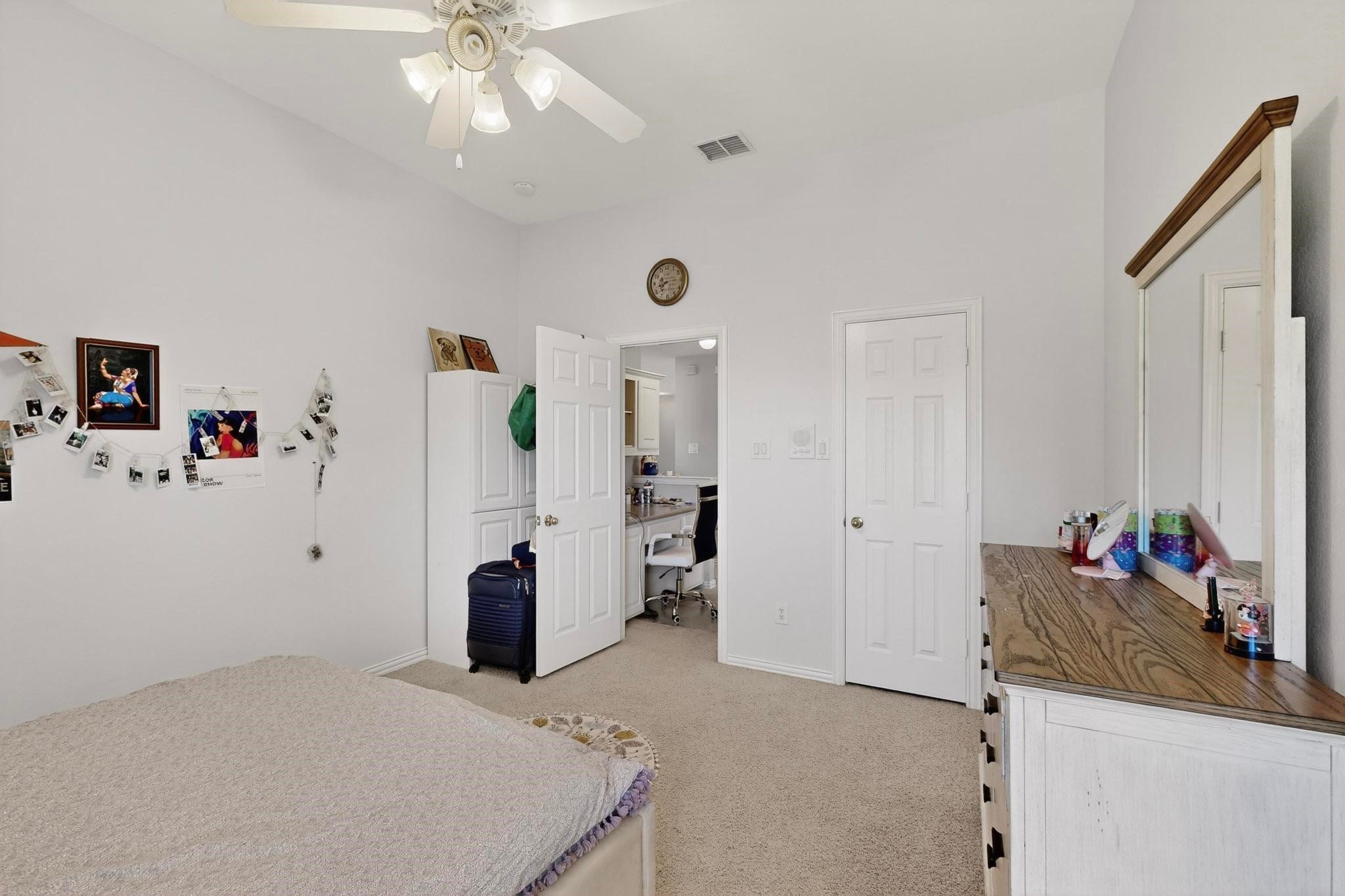 Frisco, Texas, 75034, United States, 5 Bedrooms Bedrooms, ,4 BathroomsBathrooms,Residential,For Sale,1986081