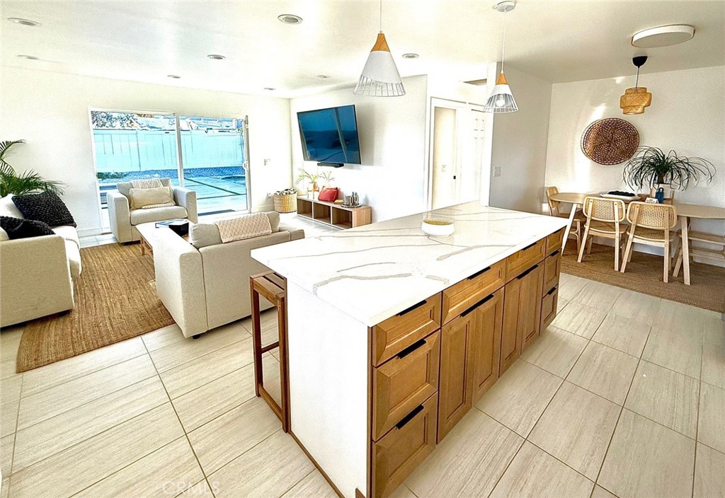 North Palm Springs, California, 92262, United States, 4 Bedrooms Bedrooms, ,2 BathroomsBathrooms,Residential,For Sale,1989712