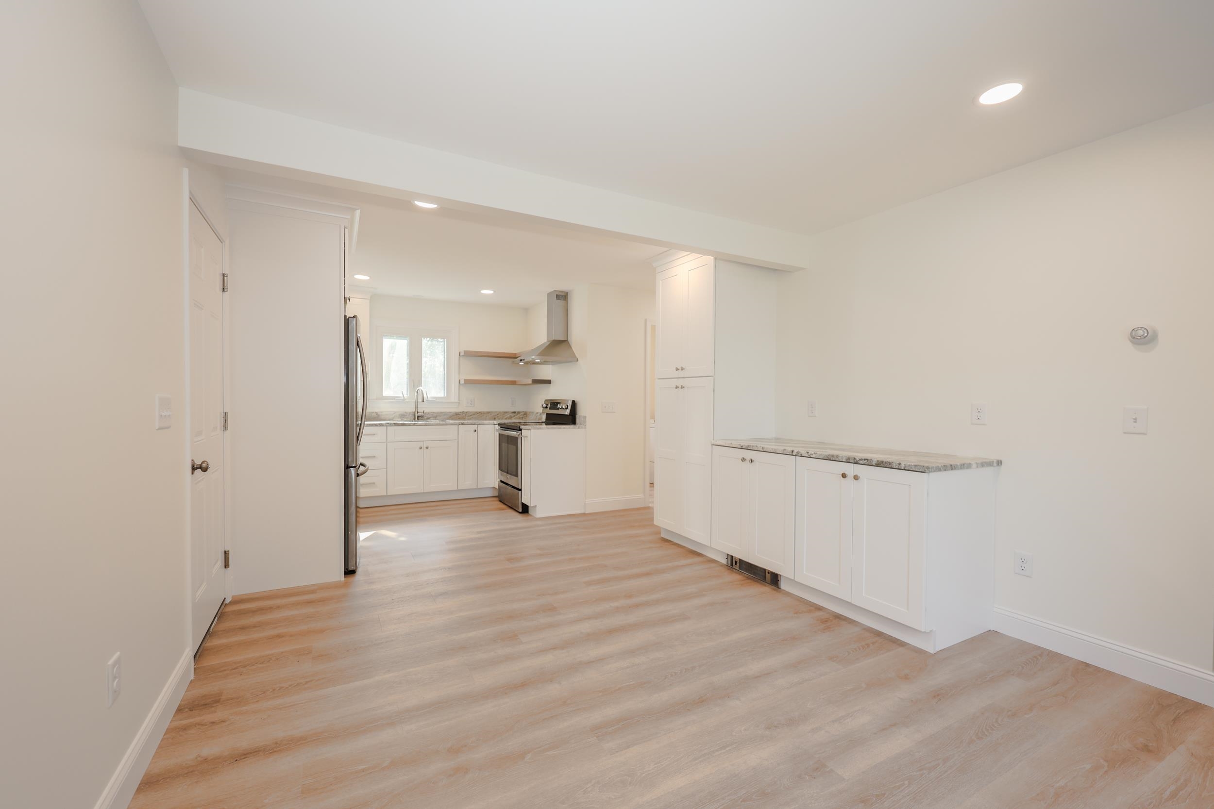 Wilton, New Hampshire, 03086, United States, 3 Bedrooms Bedrooms, ,2 BathroomsBathrooms,Residential,For Sale,1940505
