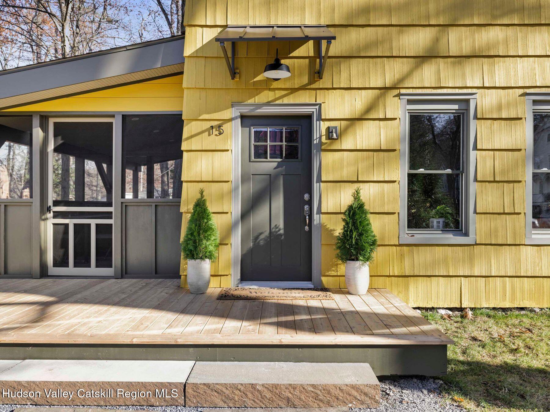 Rosendale, New York, 12472, United States, 3 Bedrooms Bedrooms, ,3 BathroomsBathrooms,Residential,For Sale,1998107