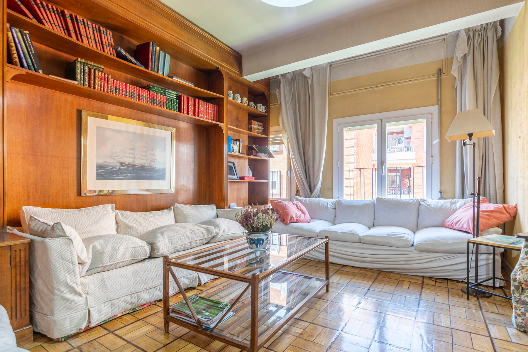  Castelló, Salamanca: An exterior gem to create your dream residence - 物件實景