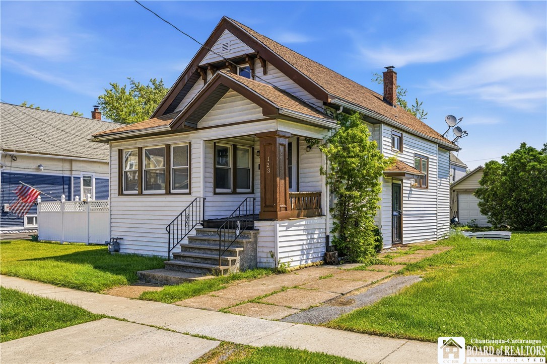 Courtland Ave, Buffalo, NY 14215