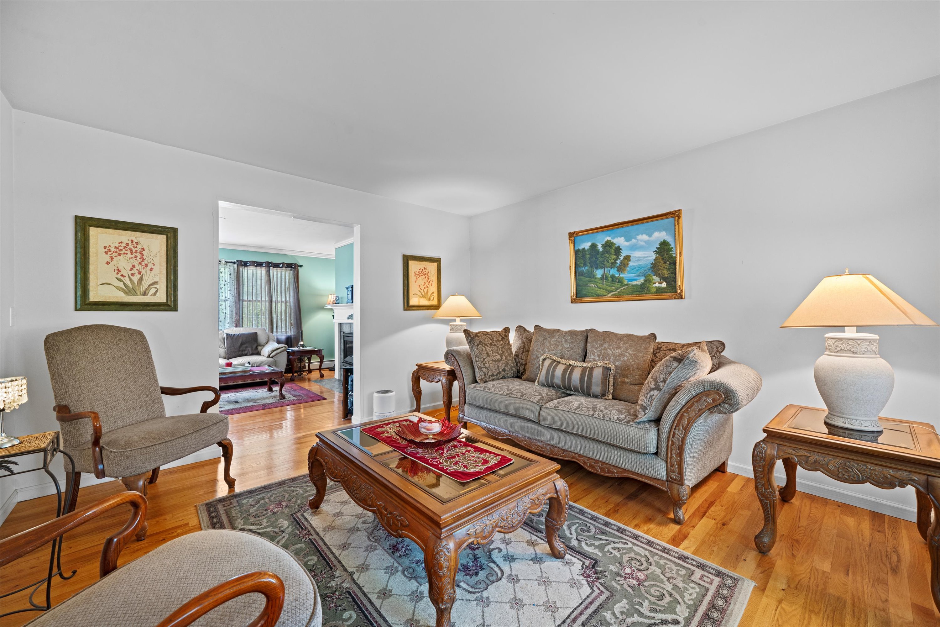 Middletown, New York, 10941, United States, 4 Bedrooms Bedrooms, ,3 BathroomsBathrooms,Residential,For Sale,1861085