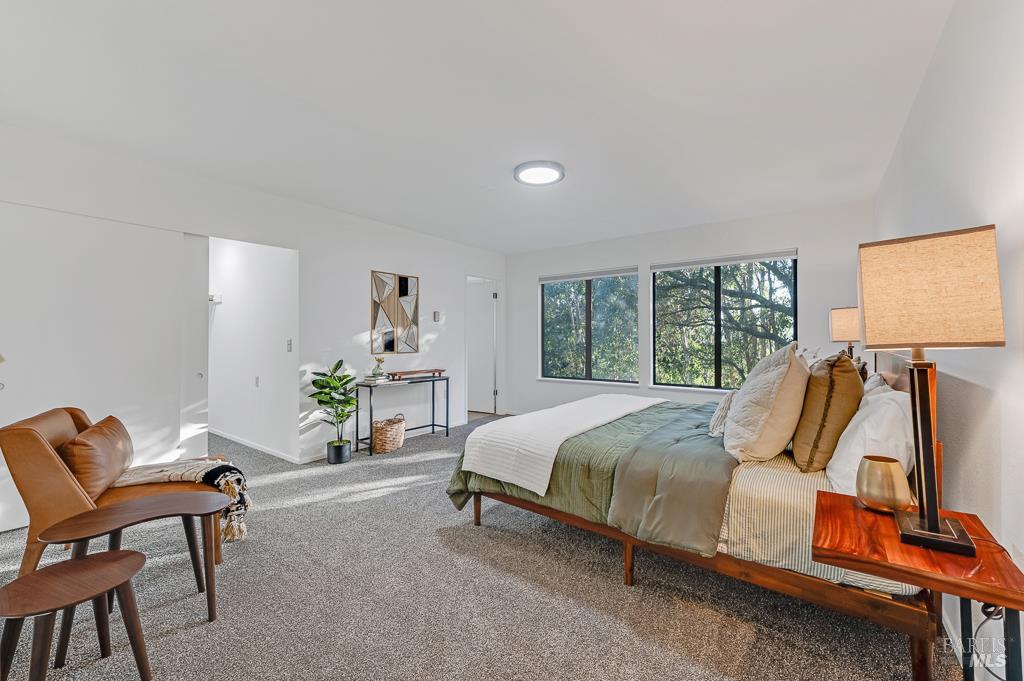 Sebastopol, California, 95472, United States, 3 Bedrooms Bedrooms, ,3 BathroomsBathrooms,Residential,For Sale,1938553