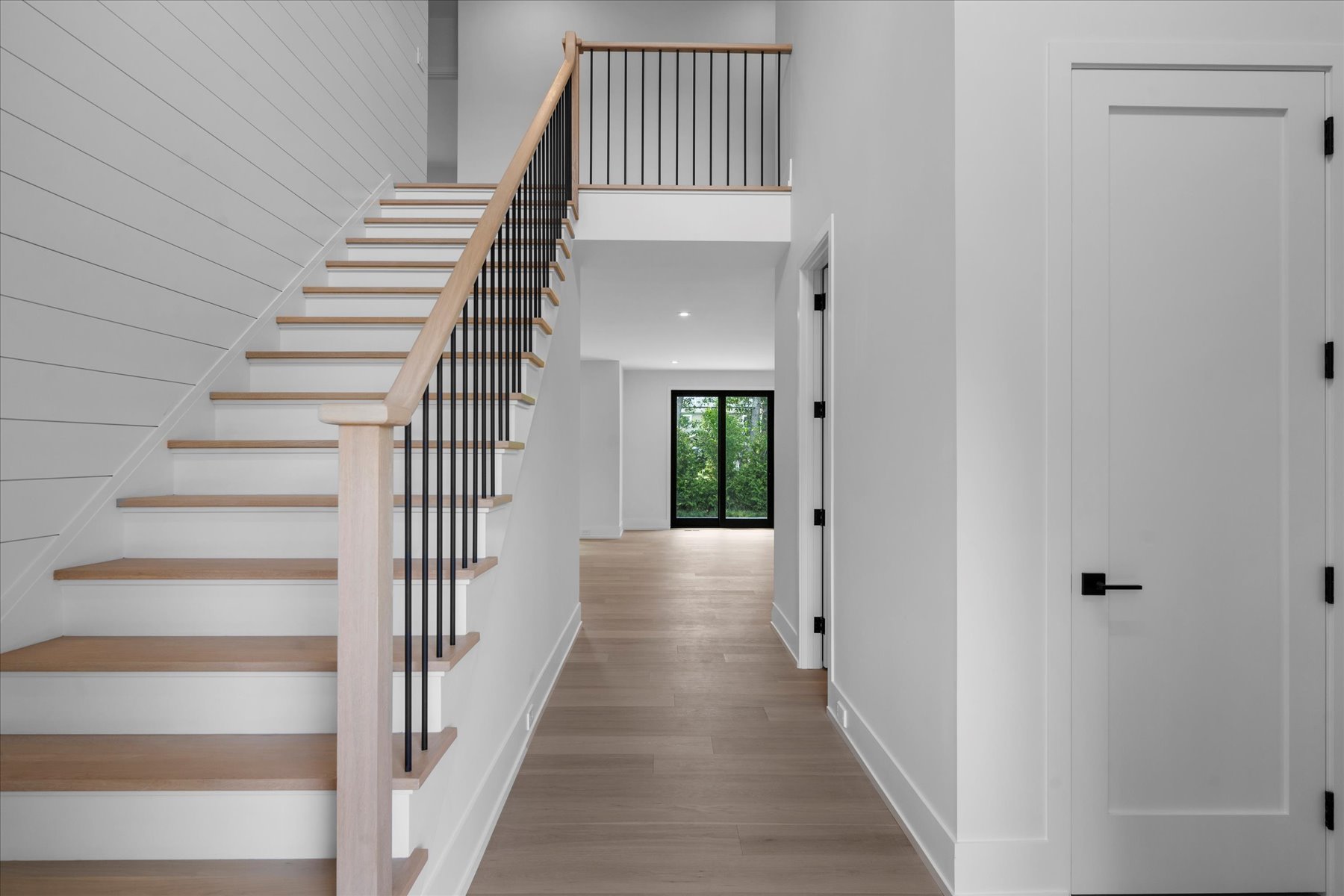 Quiogue, New York, 11978, United States, 5 Bedrooms Bedrooms, ,5 BathroomsBathrooms,Residential,For Sale,1751260
