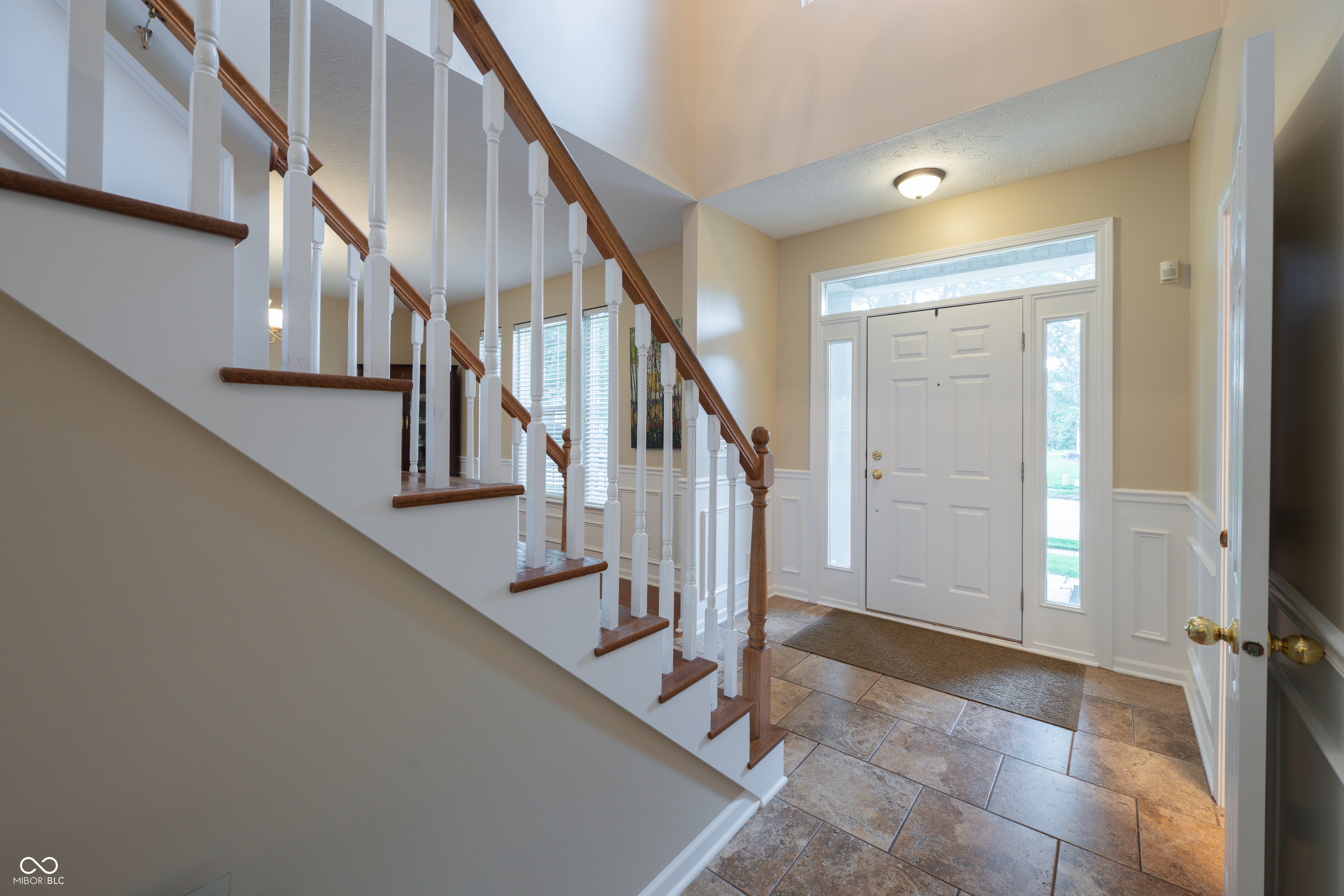 Carmel, Indiana, 46033, United States, 4 Bedrooms Bedrooms, ,4 BathroomsBathrooms,Residential,For Sale,1975371