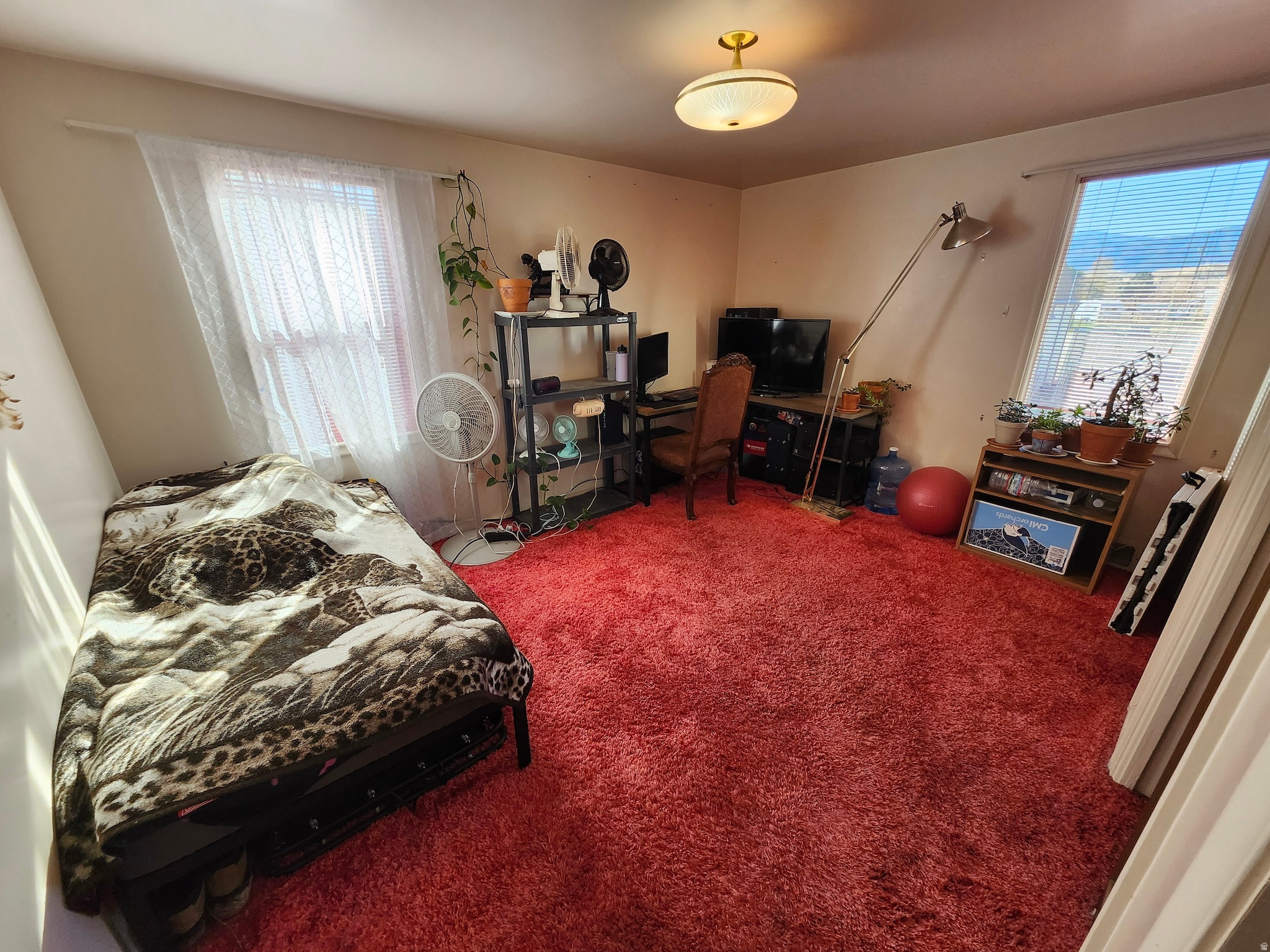 Morgan, Utah, 84050, United States, 5 Bedrooms Bedrooms, ,1 BathroomBathrooms,Residential,For Sale,1991972