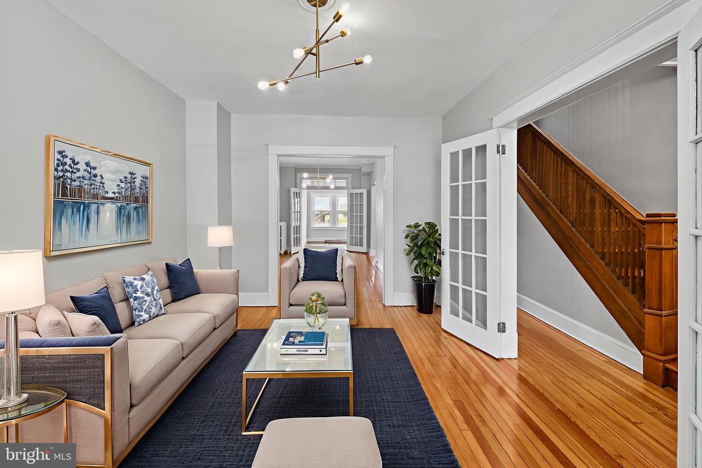 Washington, District of Columbia, 20002, United States, 3 Bedrooms Bedrooms, ,2 BathroomsBathrooms,Residential,For Sale,1964889